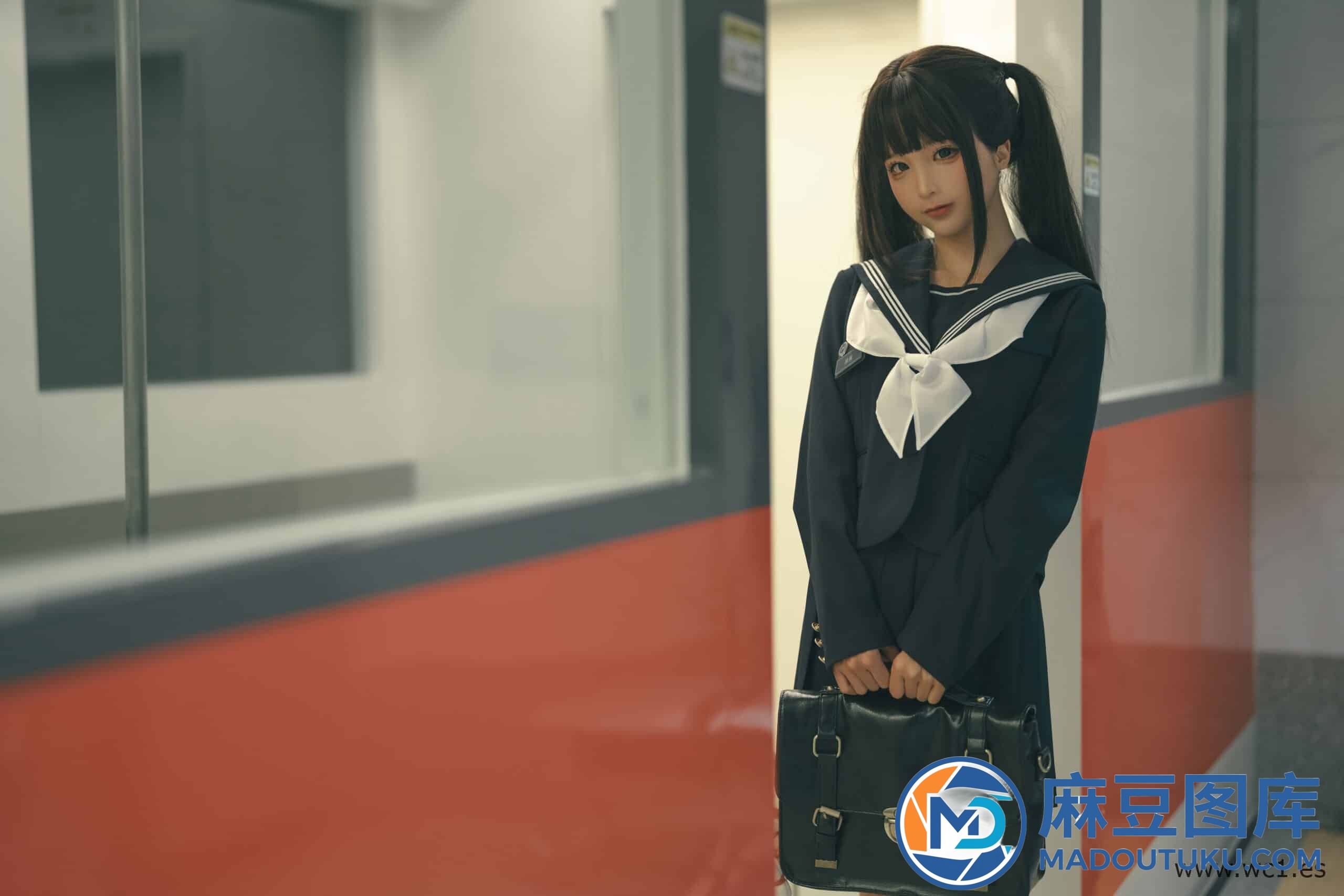 蠢沫沫《任务》 - 第 1 张