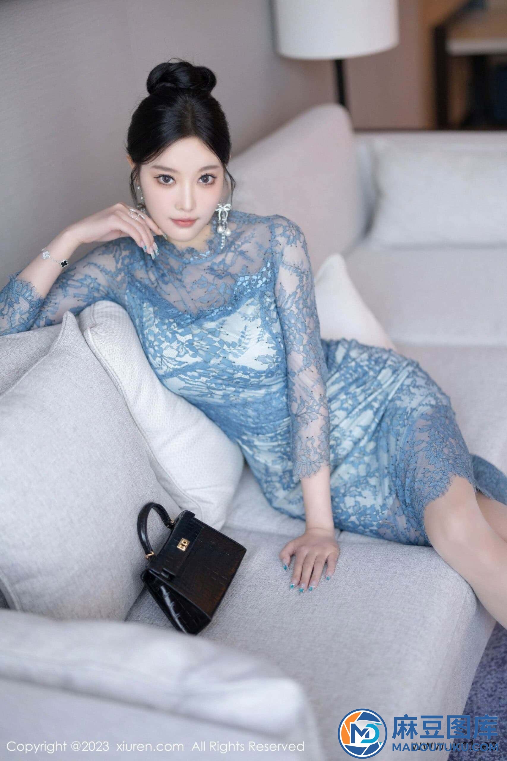 【秀人网】杨晨晨Yome（07732）