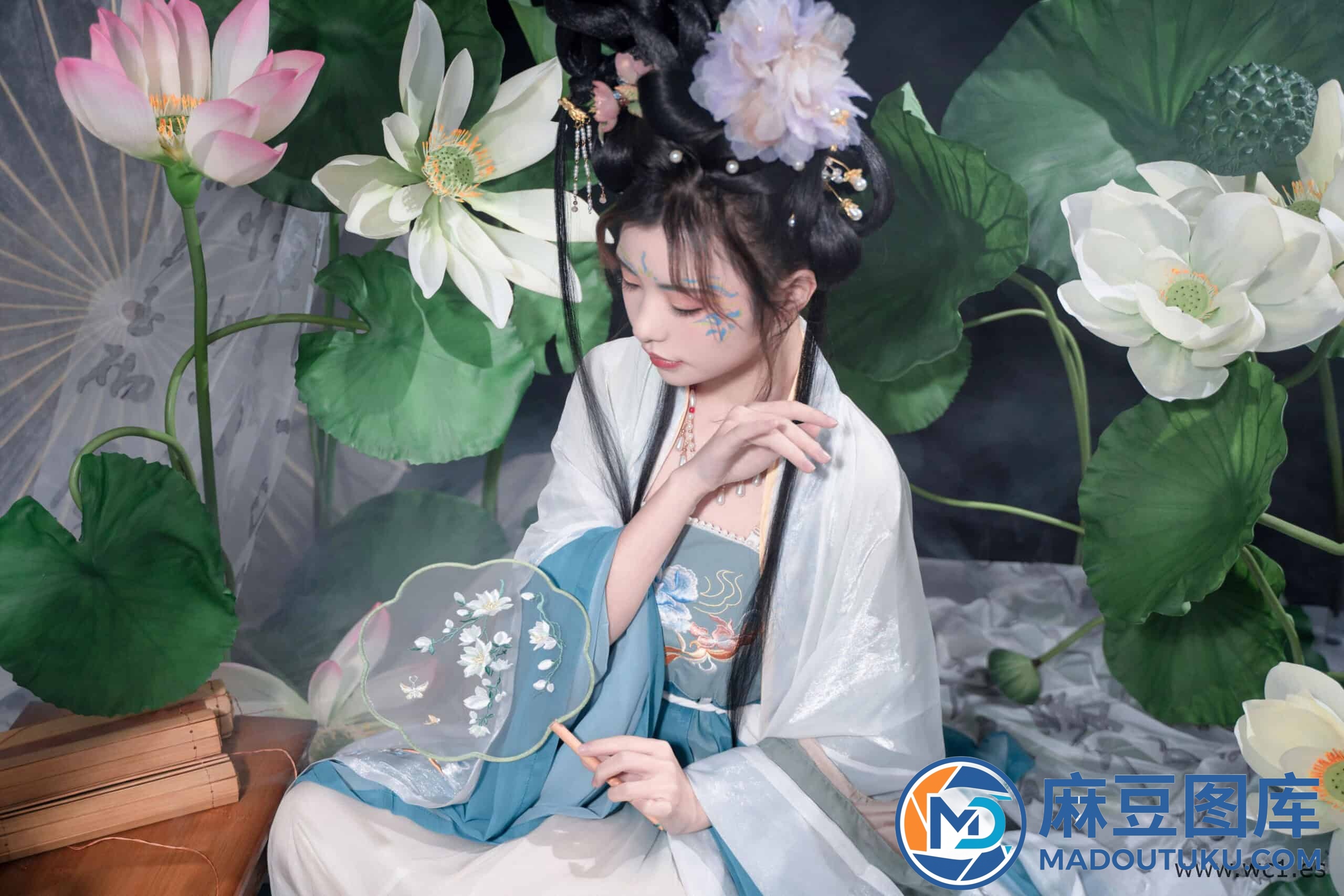 喵小吉《月华清》 - 第 7 张