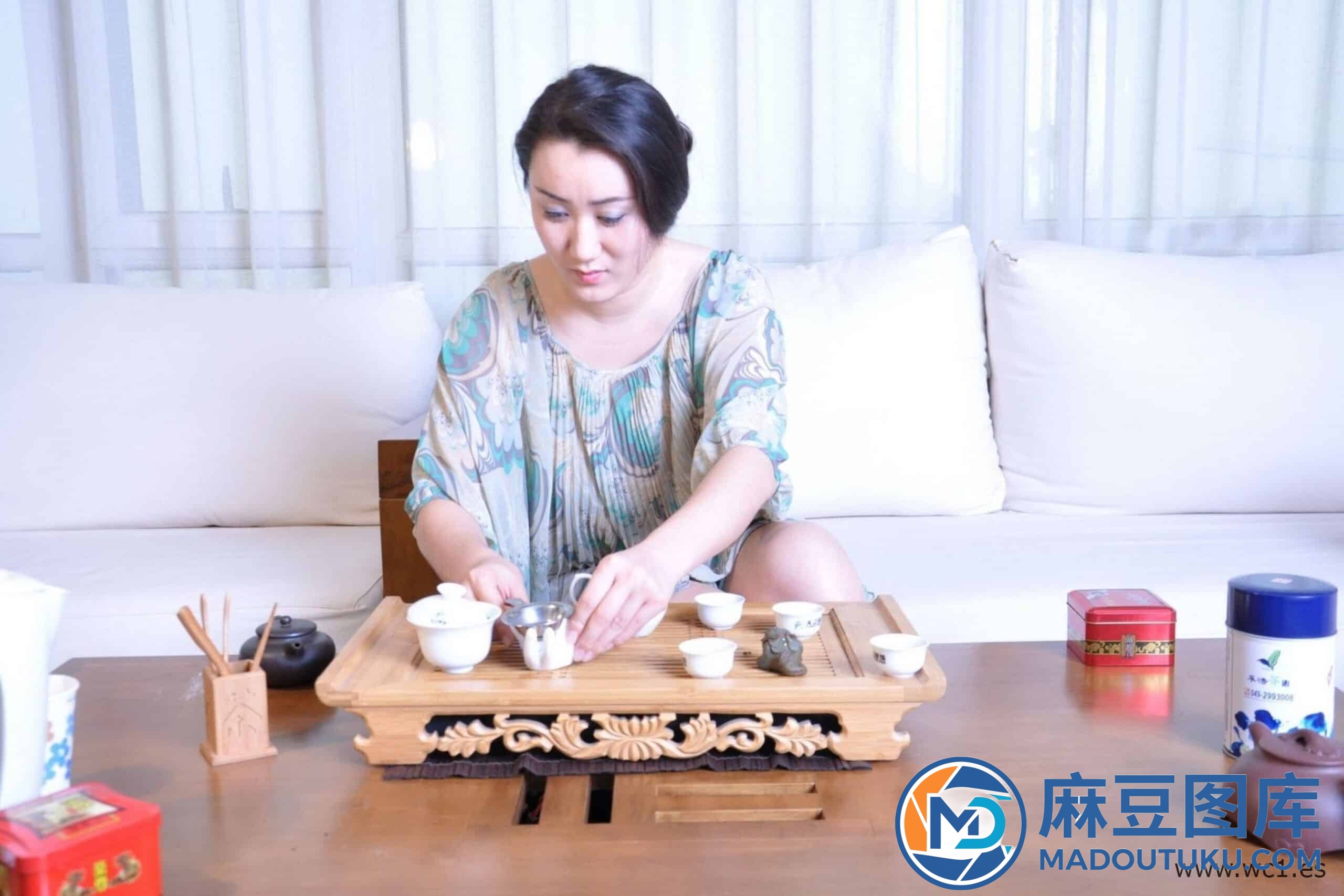 国模雪茶大尺度人体私拍套图（2012-10-06） - 第 6 张