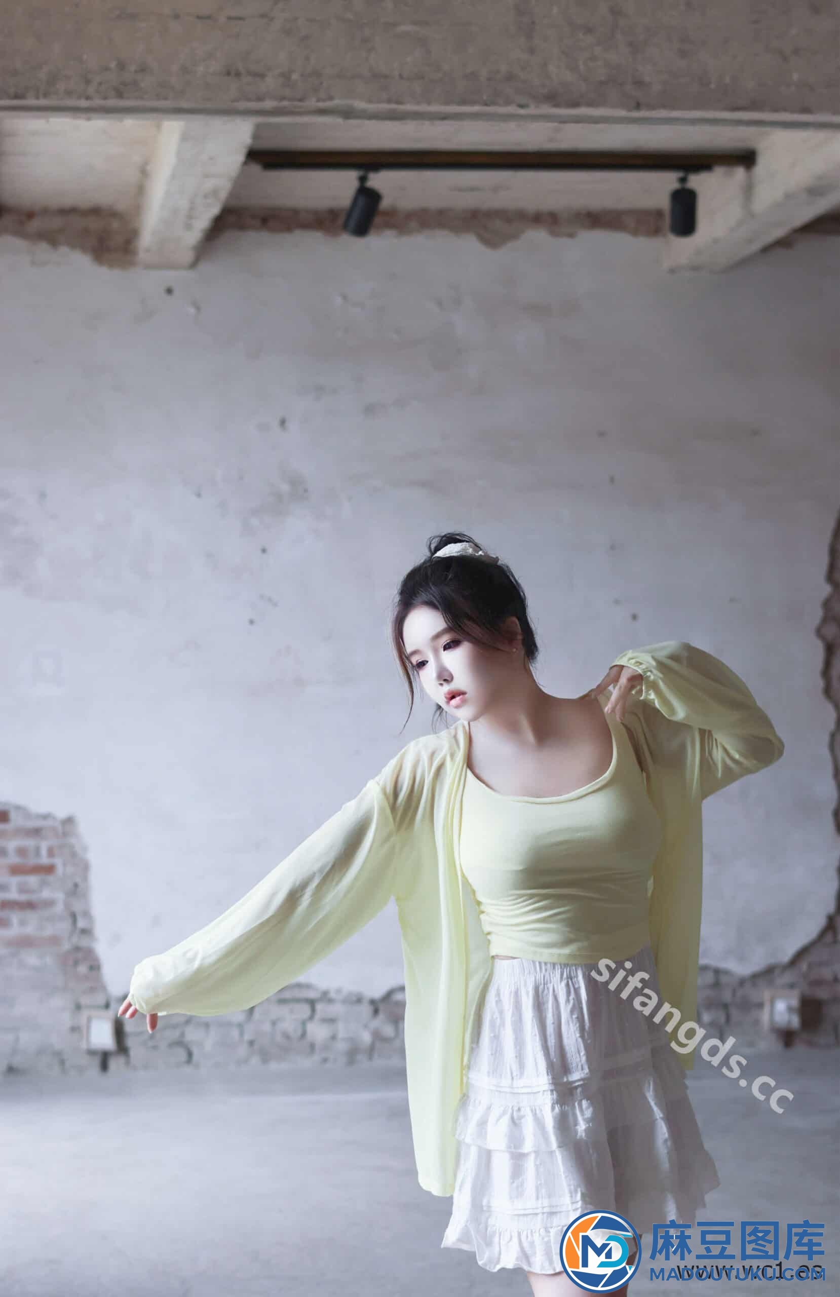 【私购流出】小薯条nienie《私购流出》（9024）