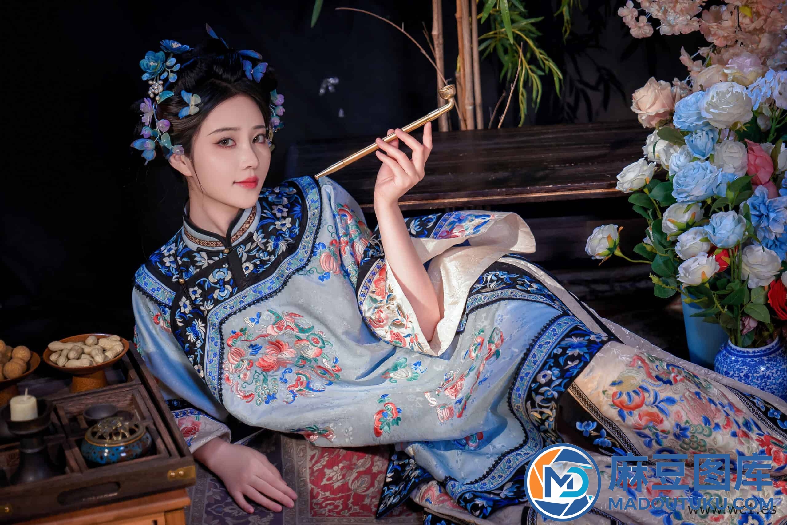 年年《丝兰陵》