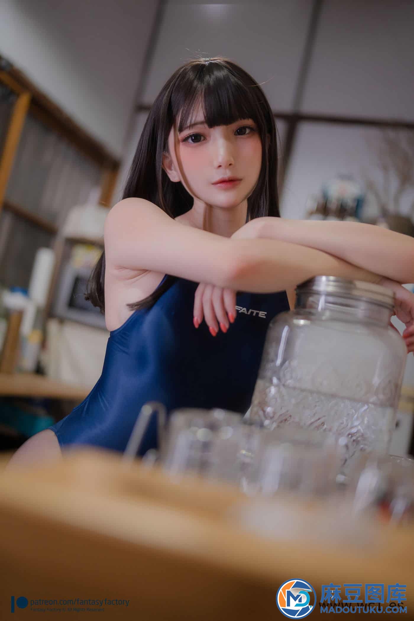 小丁Ding《Kitchen competitive swimwear》 - 第 3 张