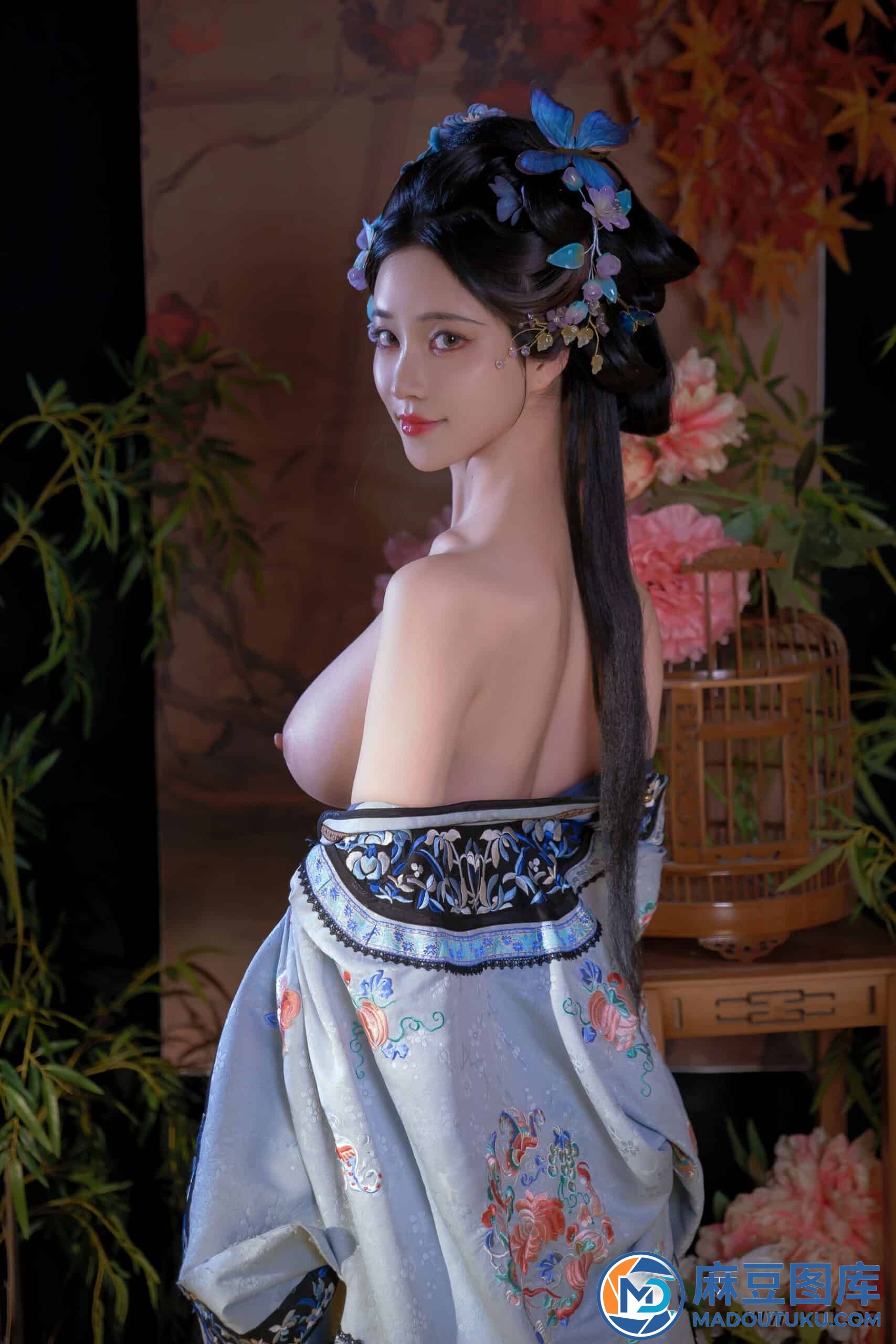 年年《丝兰陵》