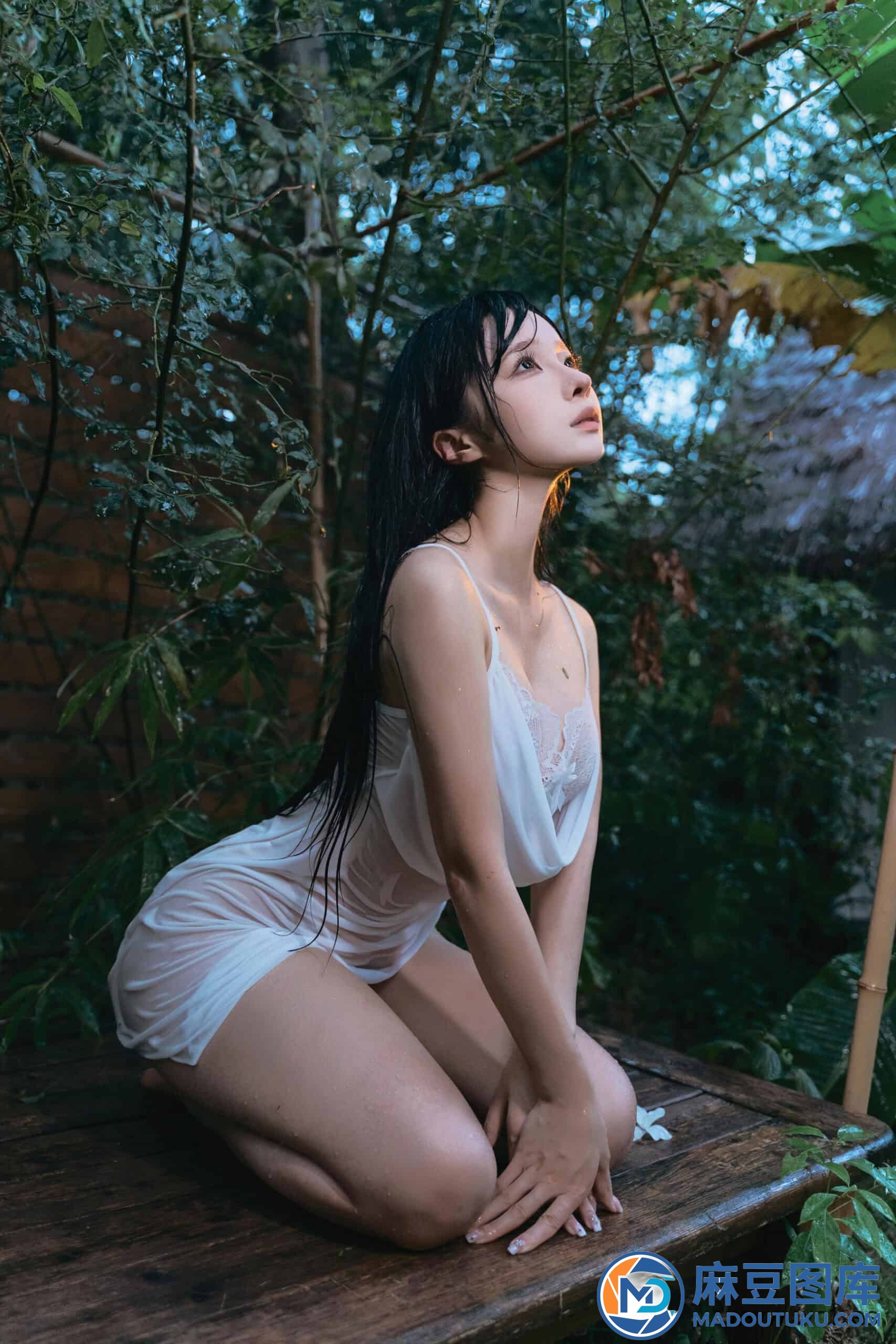 蠢沫沫《雨》