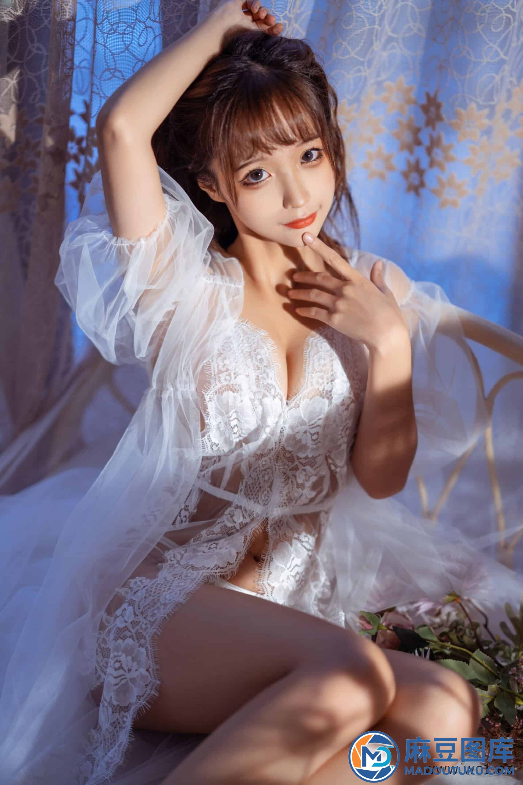 蠢沫沫《轻纱》