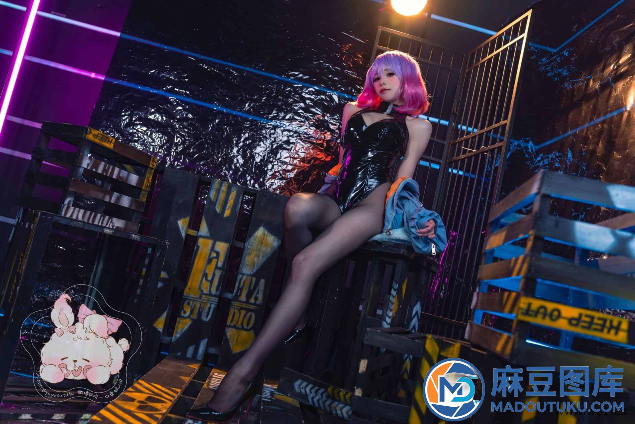 【国模套图】咬人小小兔《Mask Girl Luna》 - 第 7 张