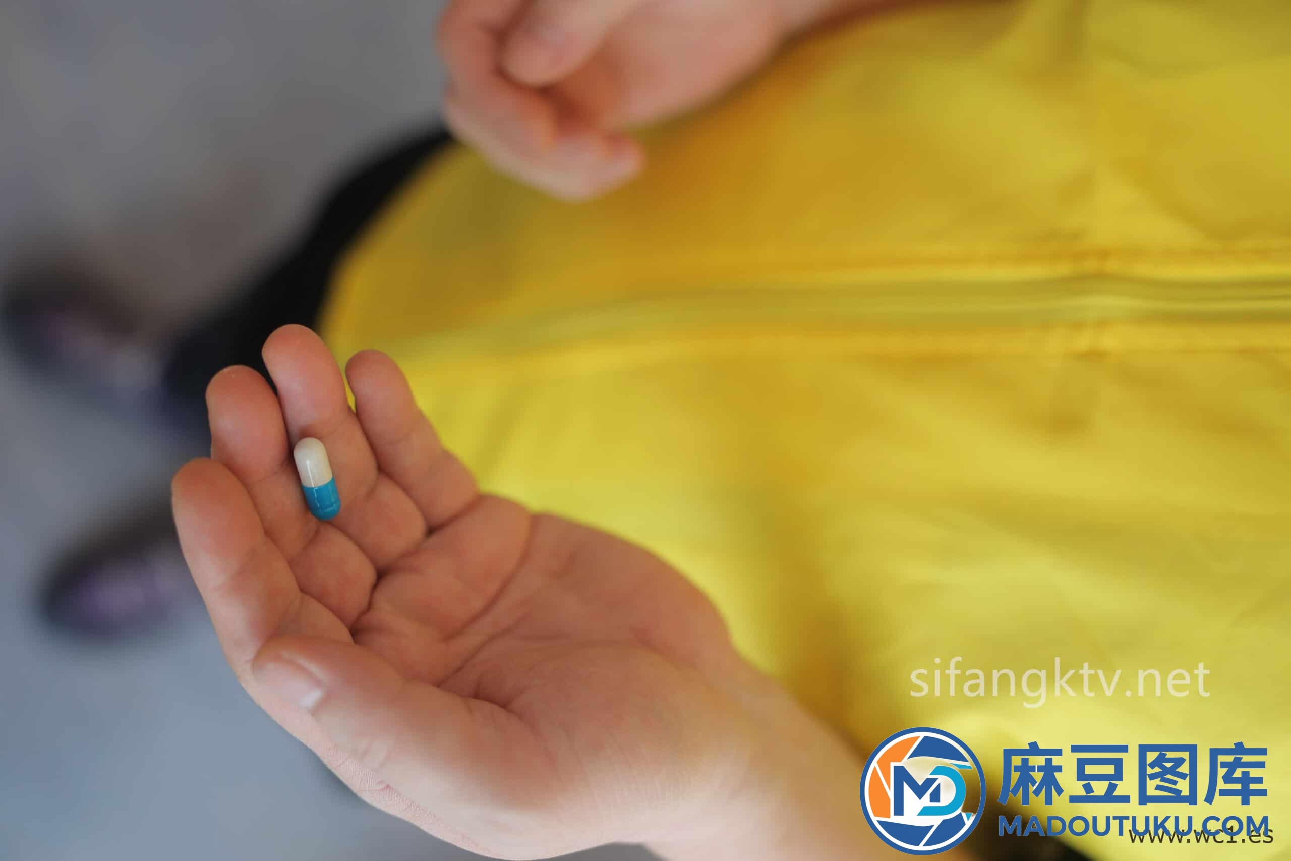【私购流出】小薯条nienie《私购流出》（8181）