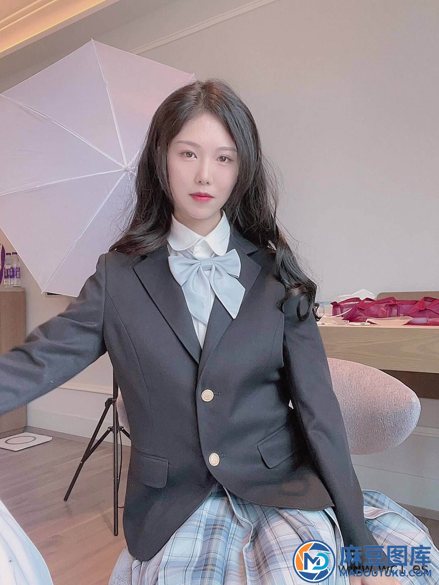 抖娘·利世《JK脱衣》 - 第 5 张