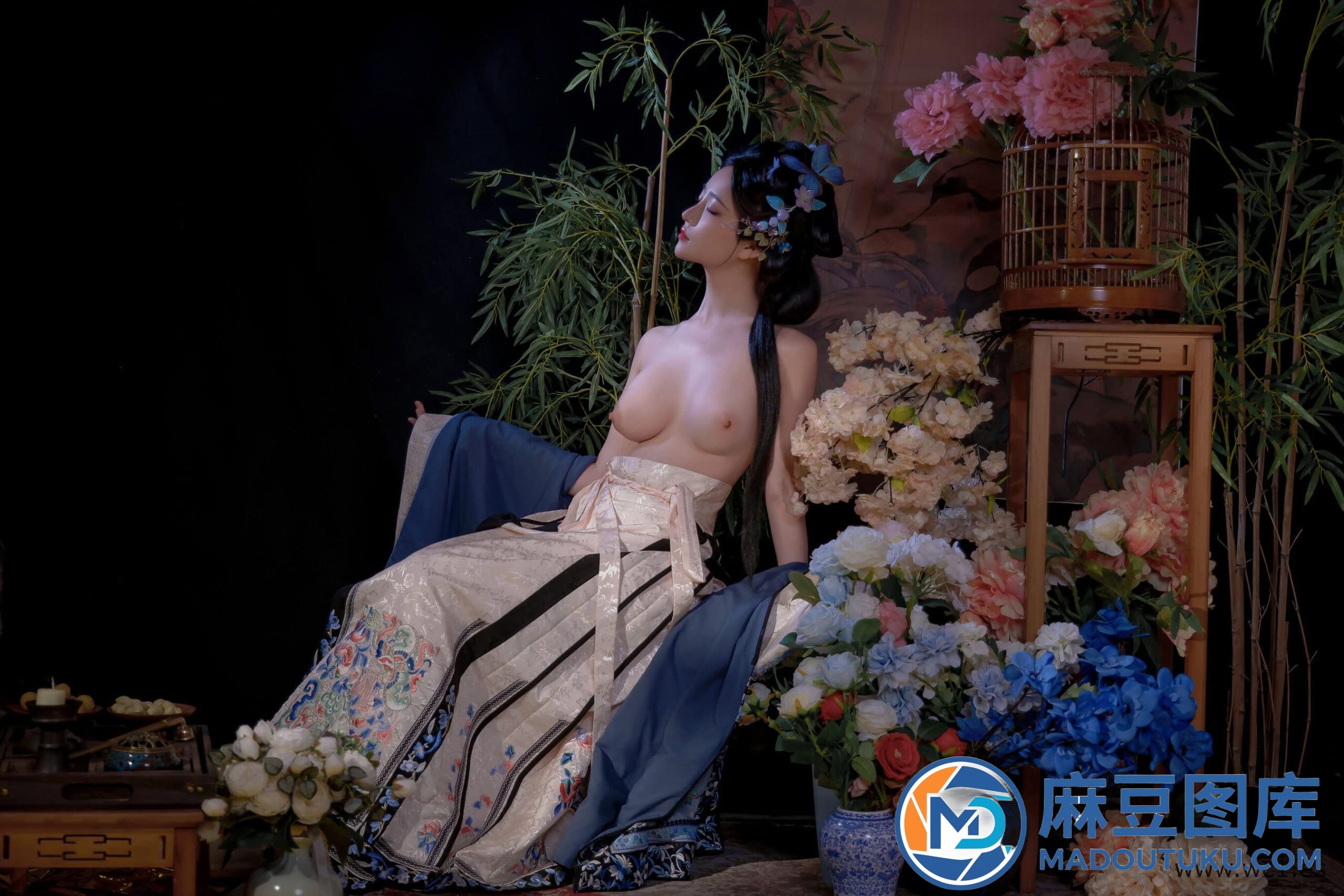 年年《丝兰陵》