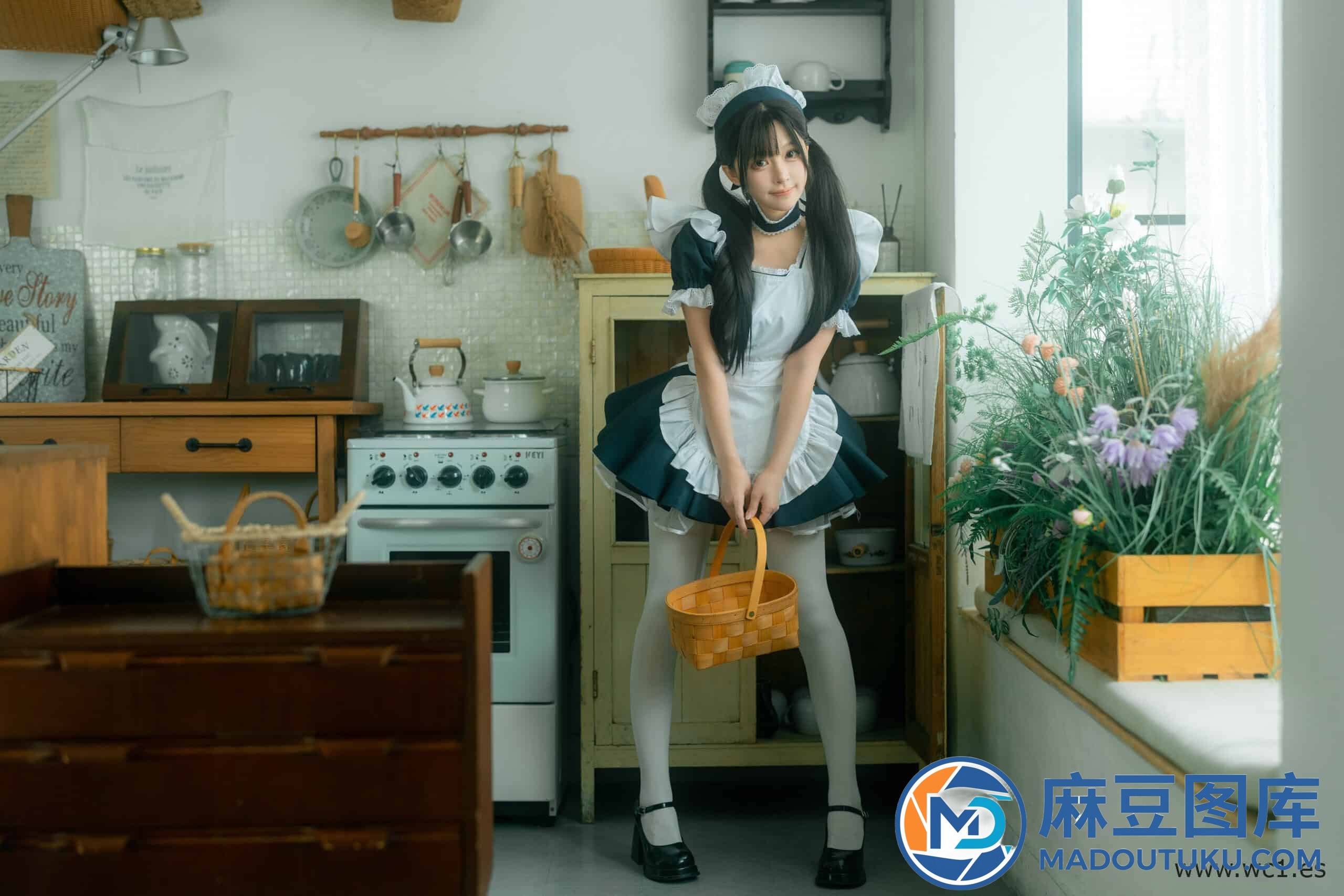 【铁手叫兽】天使小女仆 - 第 1 张