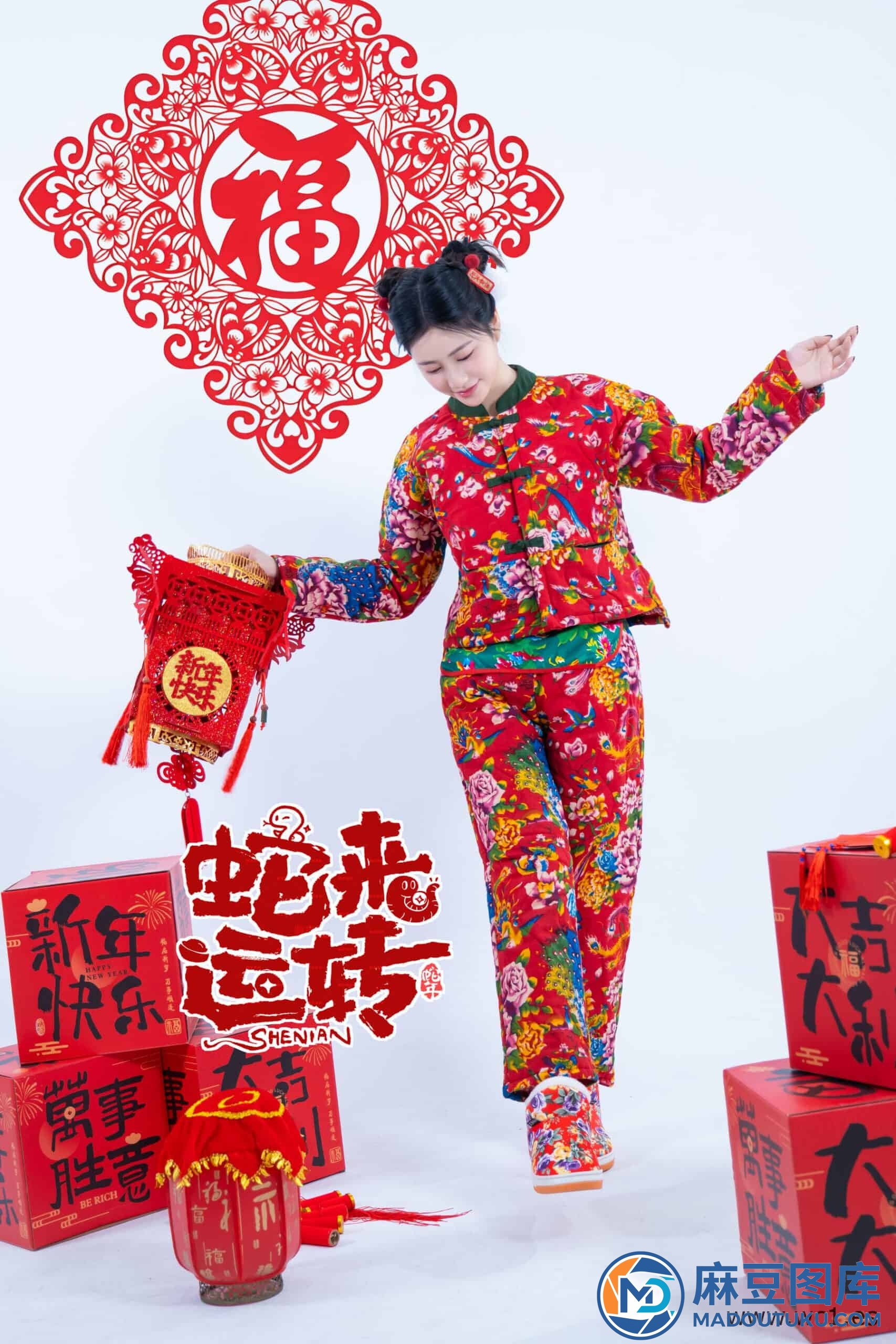 【国模套图】年年《蛇来运转》 - 第 4 张