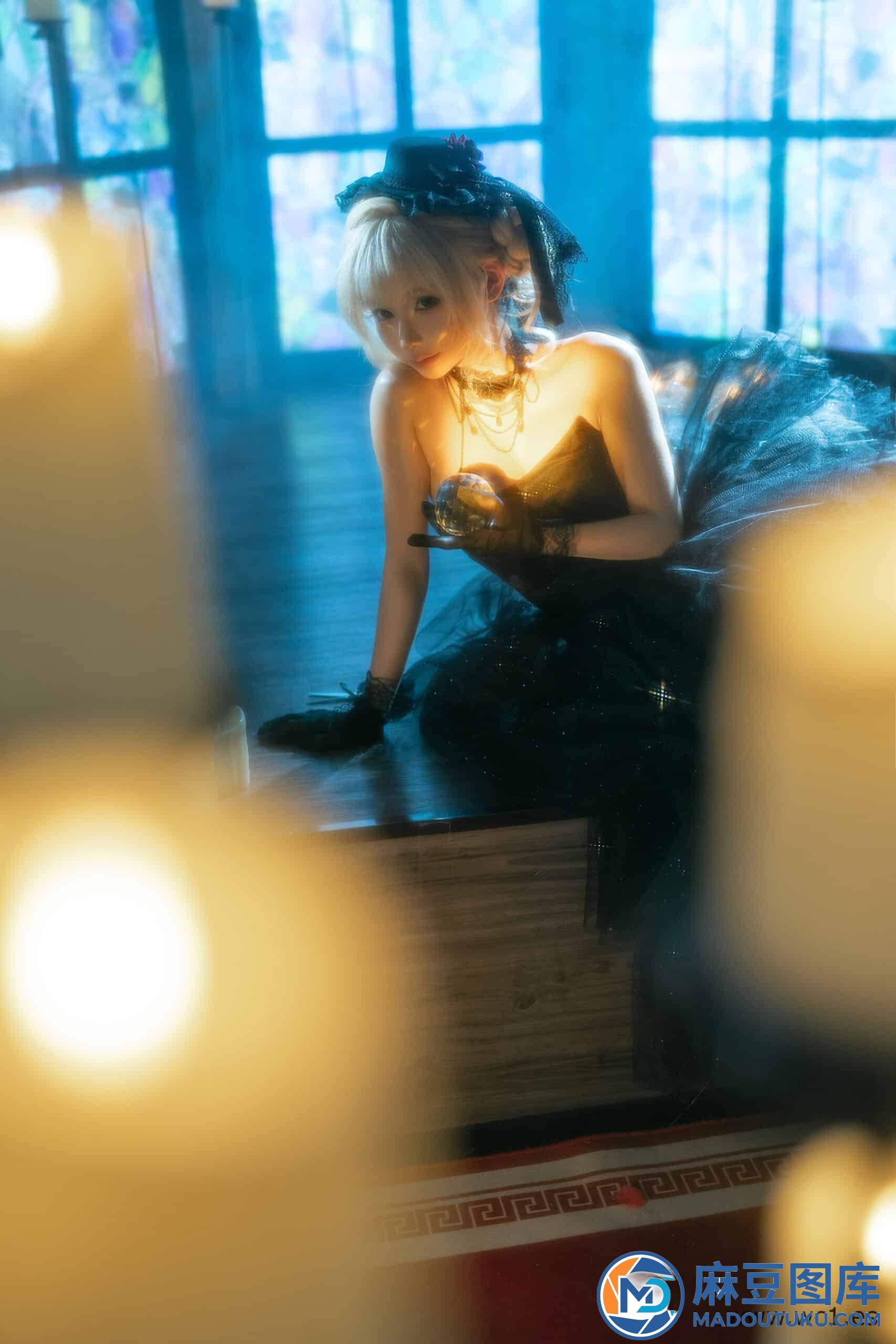 蠢沫沫《黑婚纱》