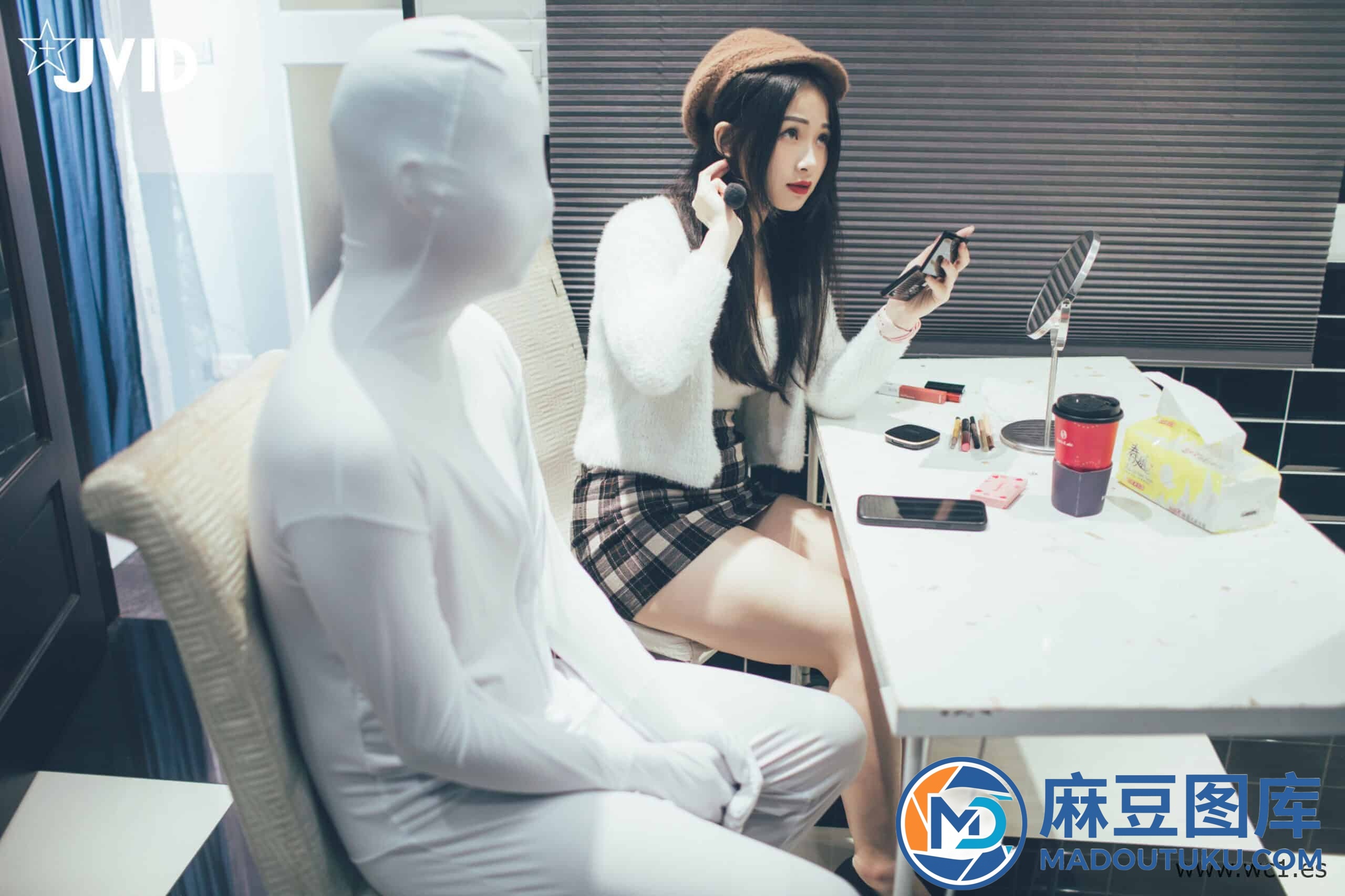 【JVID】婕咪《性爱透明人间》 - 第 3 张