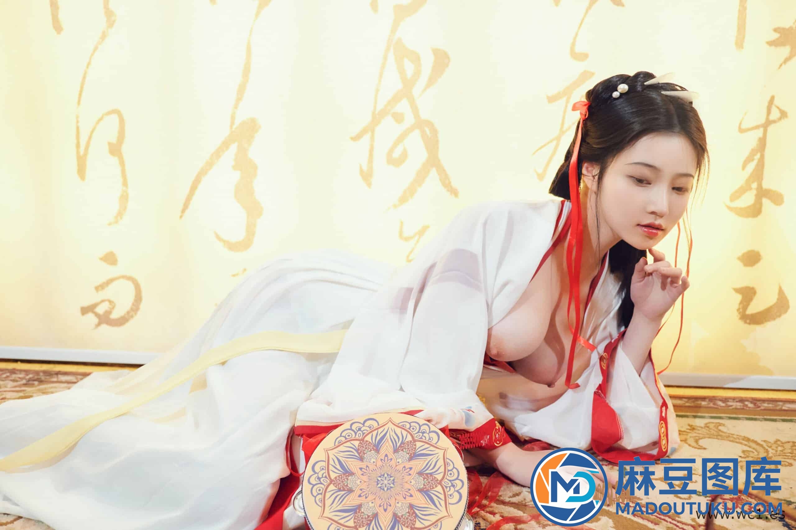 【国模套图】年年《如梦令》 - 第 5 张