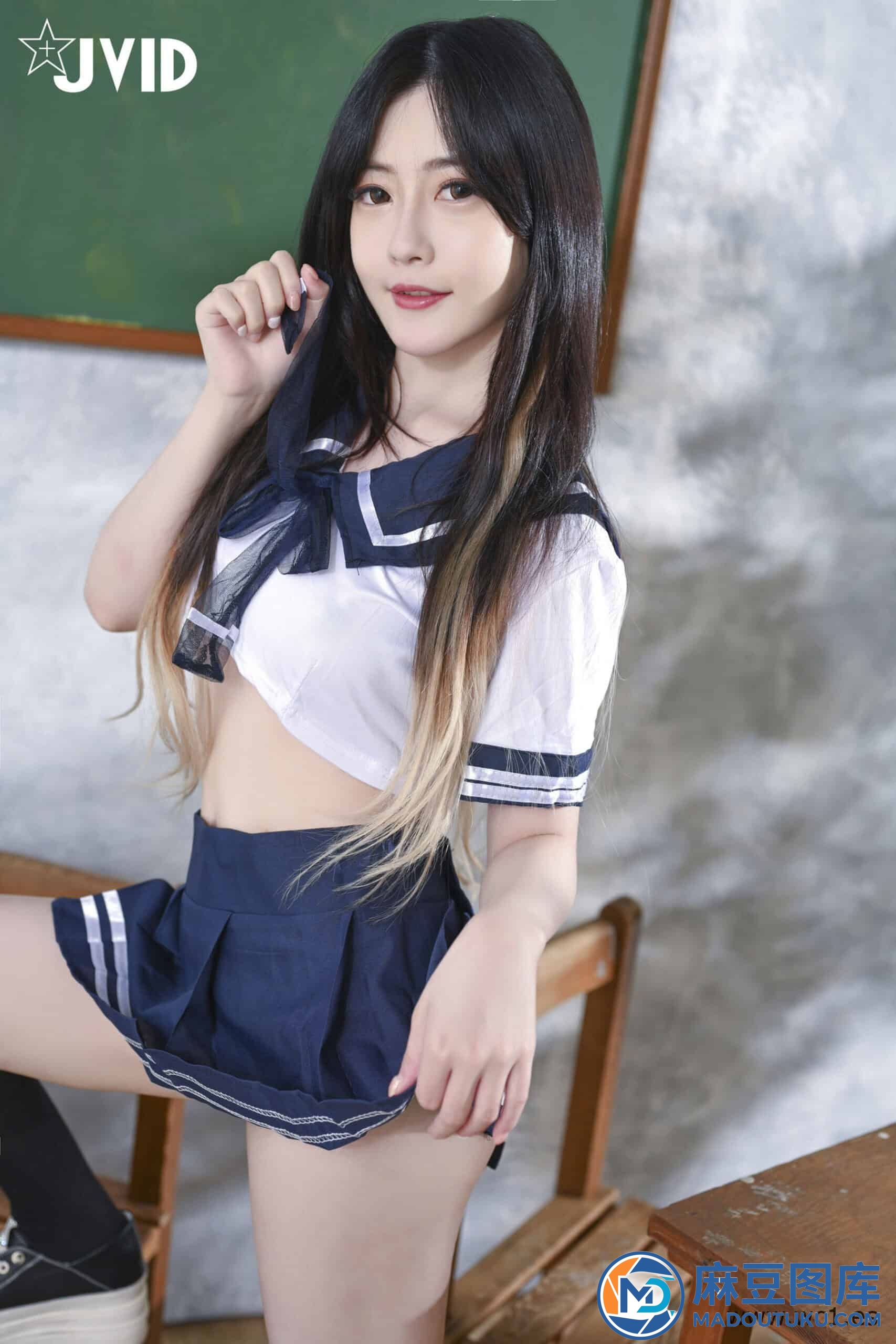 【JVID】璃奈酱《极品学生妹》 - 第 5 张