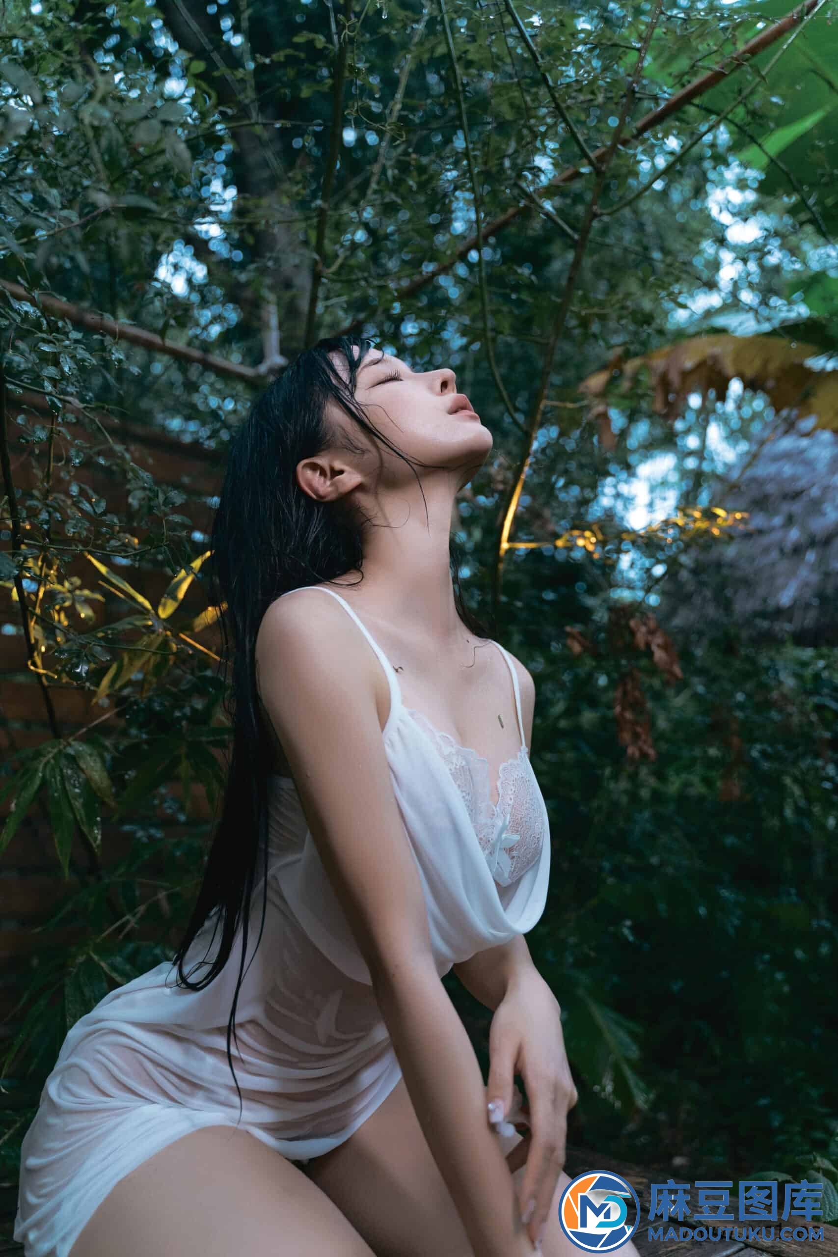 蠢沫沫《雨》