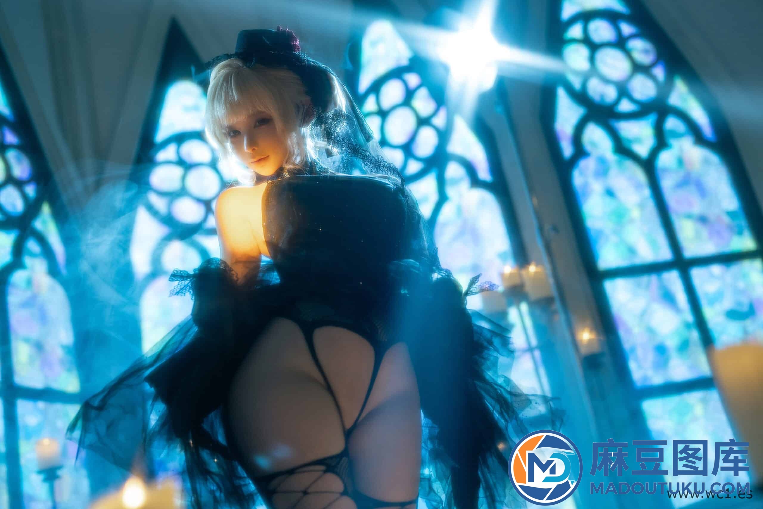 蠢沫沫《黑婚纱》