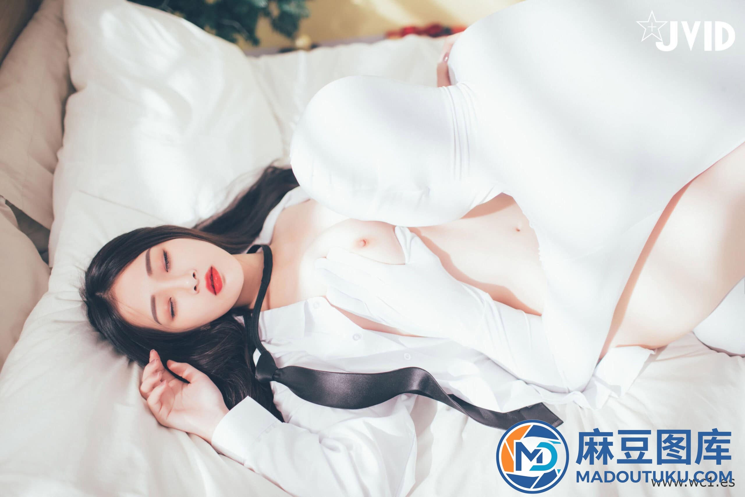 【JVID】婕咪《性爱透明人间》 - 第 2 张