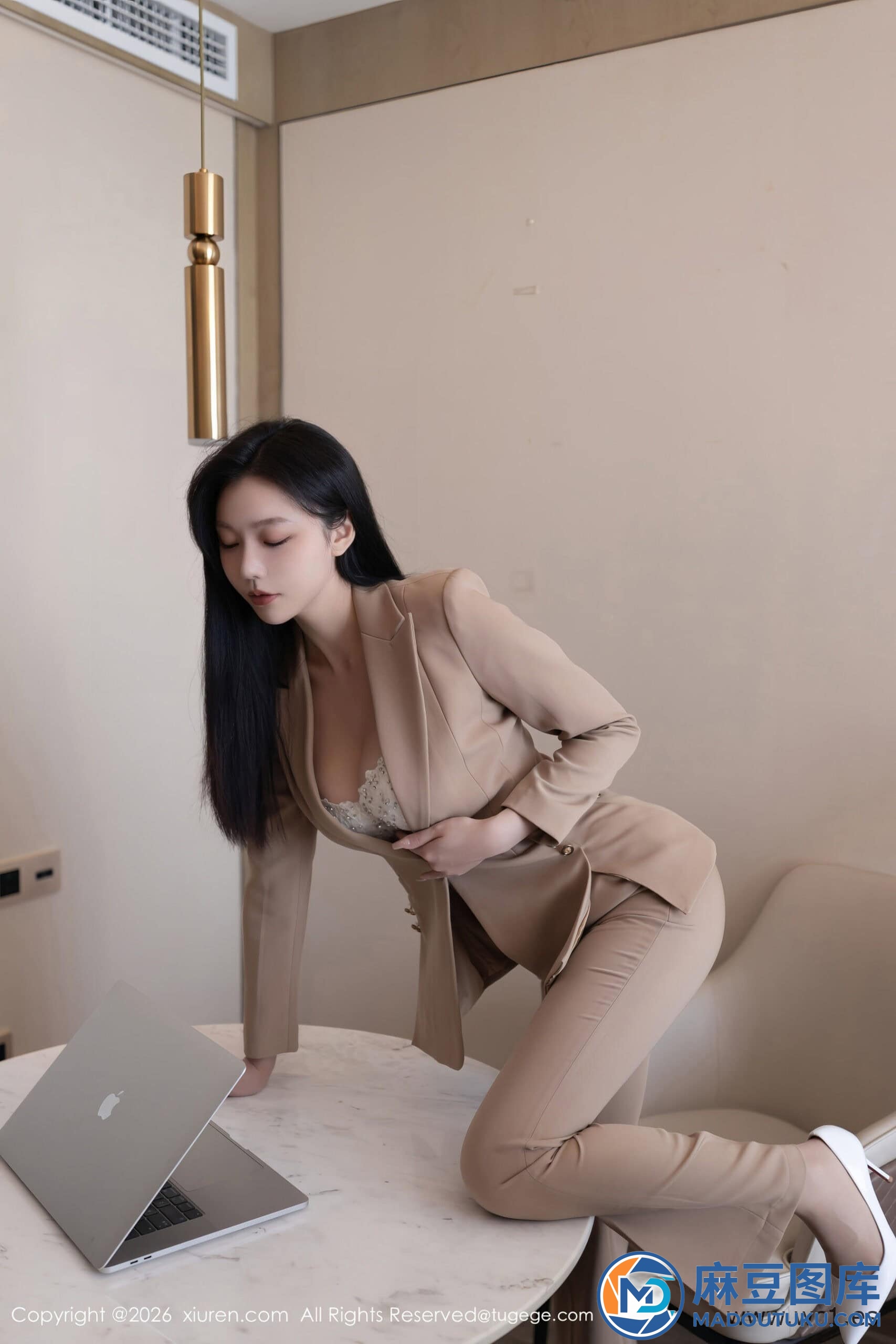 【秀人网】安然anran（11282） - 第 7 张