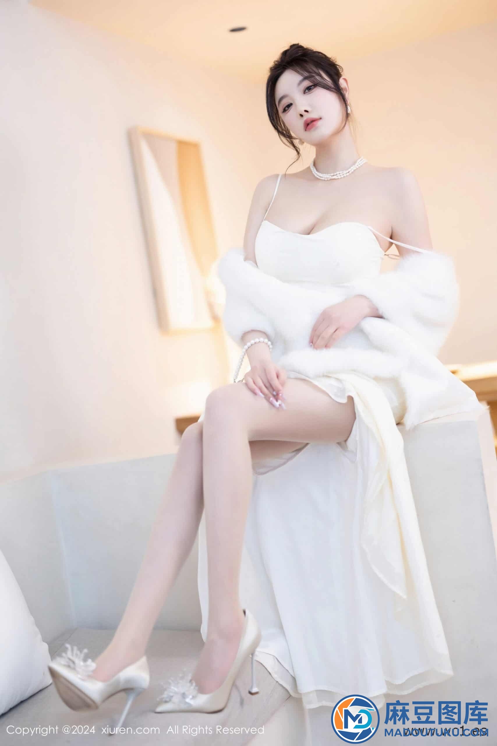 【秀人网】杨晨晨Yome（08538）