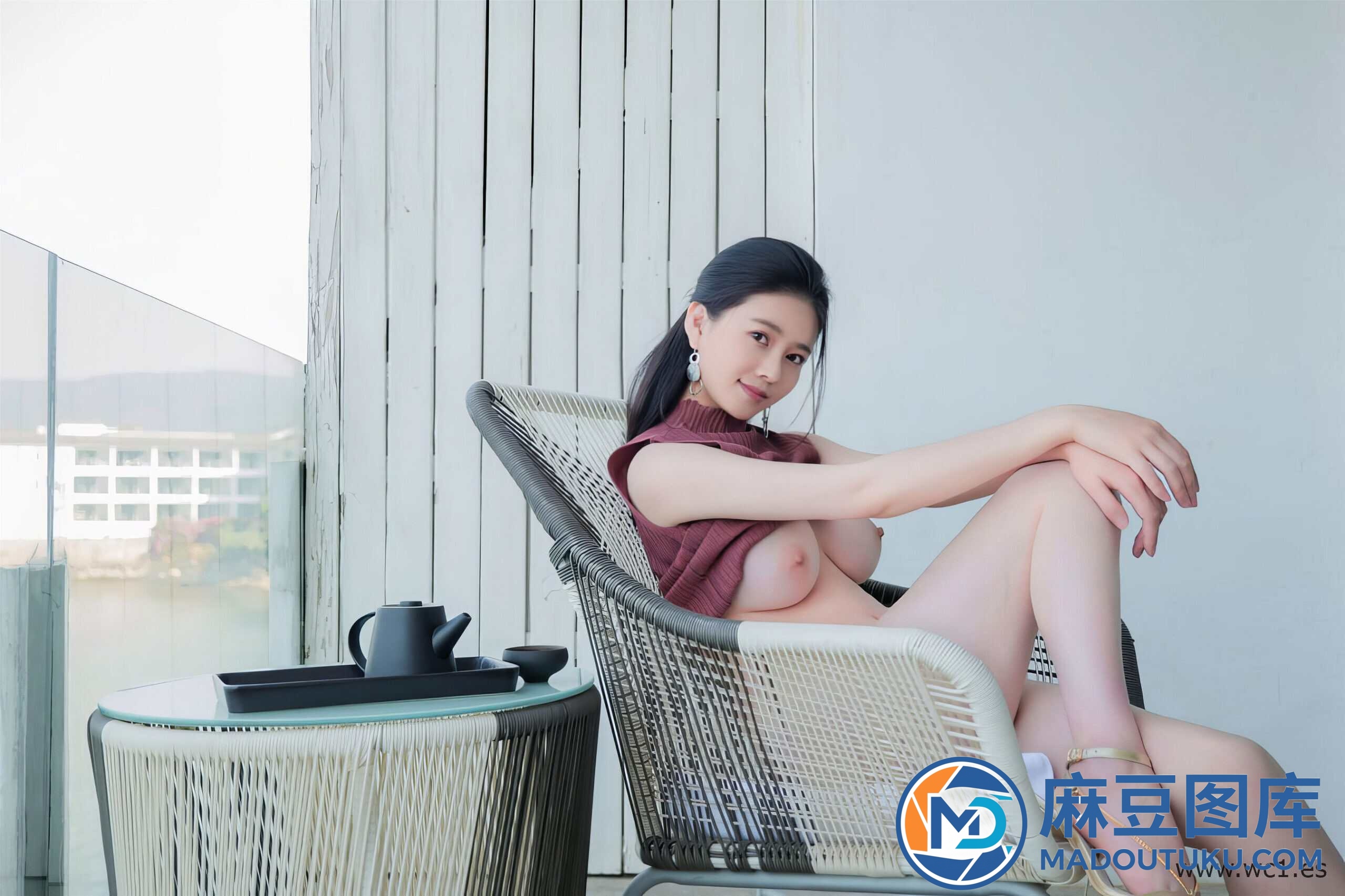 【国模套图】年年《下午茶》