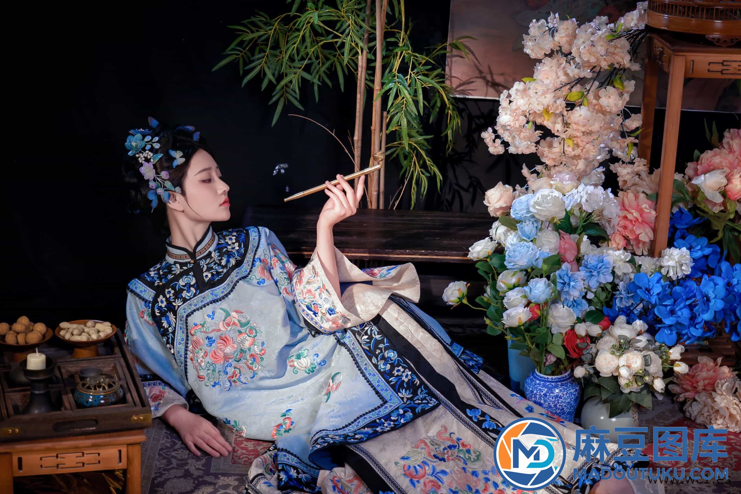 年年《丝兰陵》