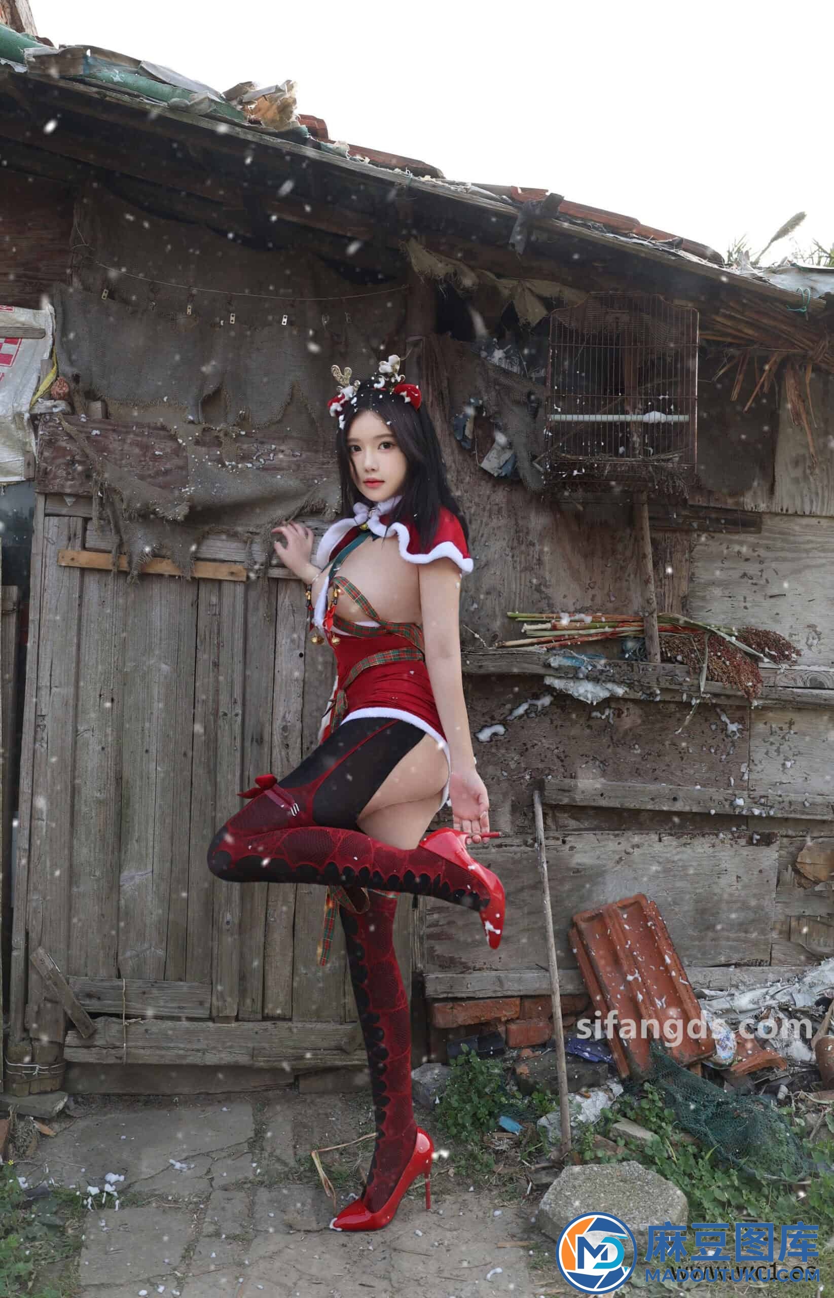 【私购流出】小薯条nienie《私购流出》（9630）