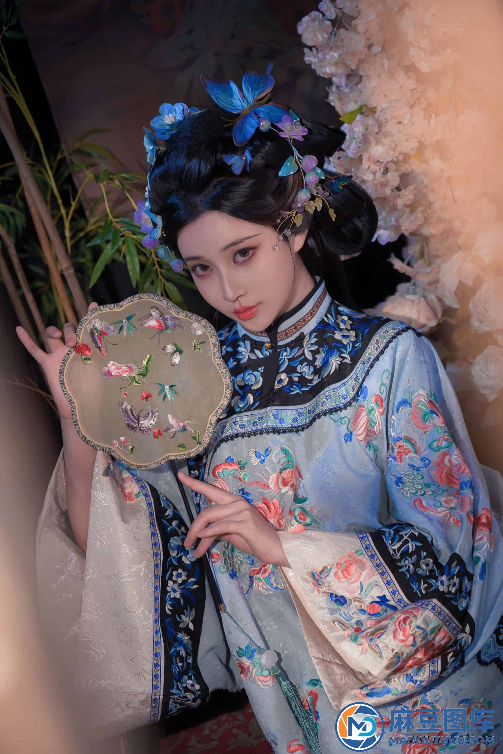 年年《丝兰陵》
