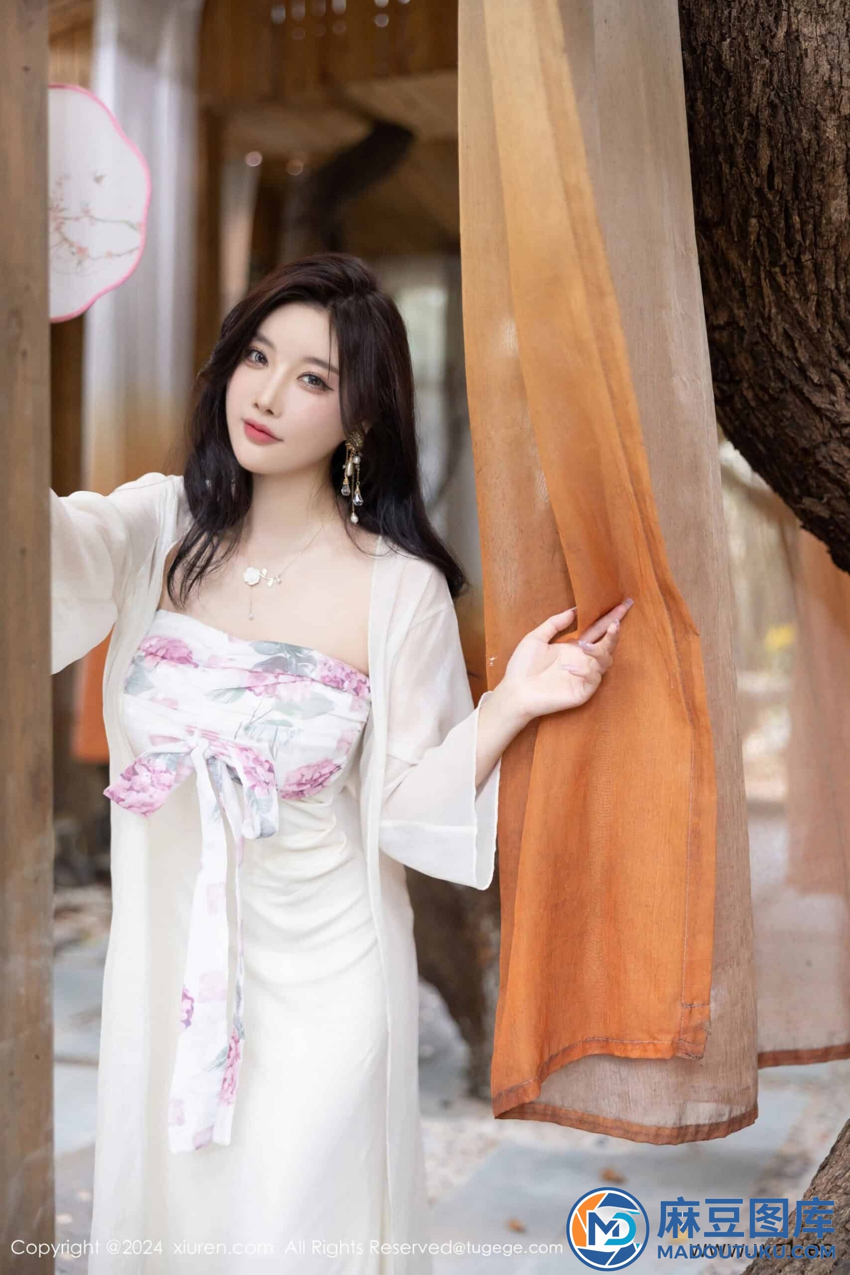 【秀人网】杨晨晨Yome（08926）
