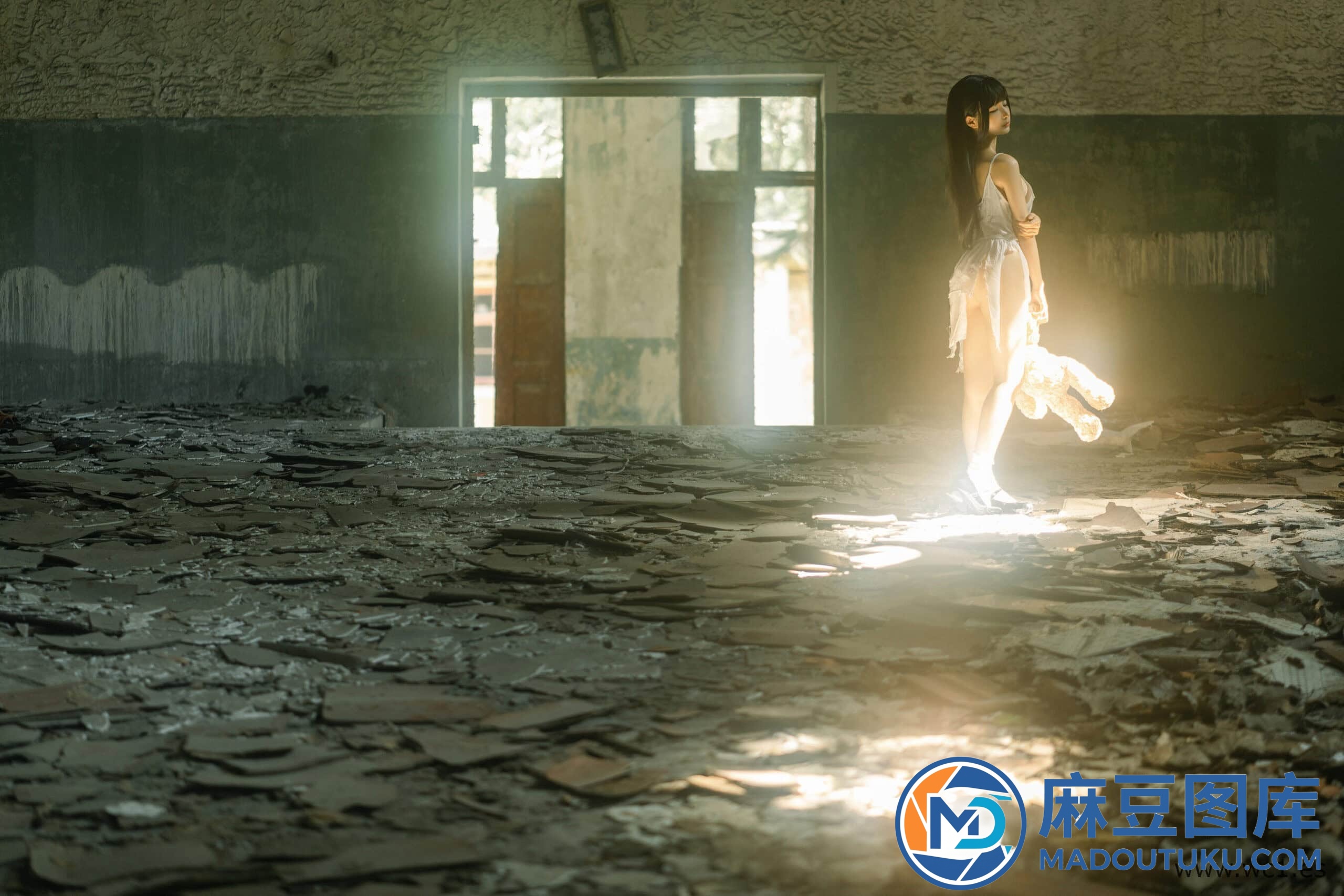 蠢沫沫《光》