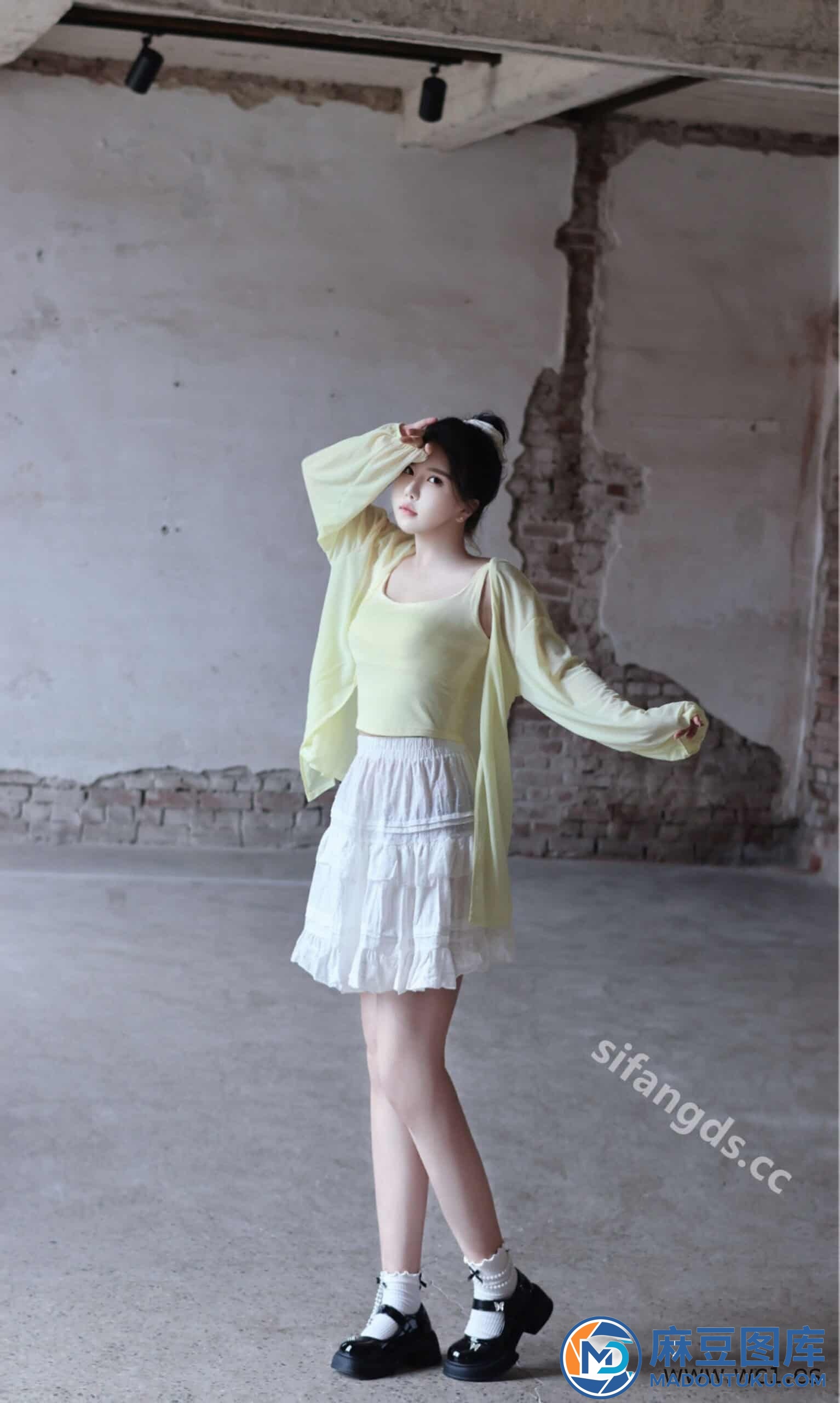 【私购流出】小薯条nienie《私购流出》（9024）