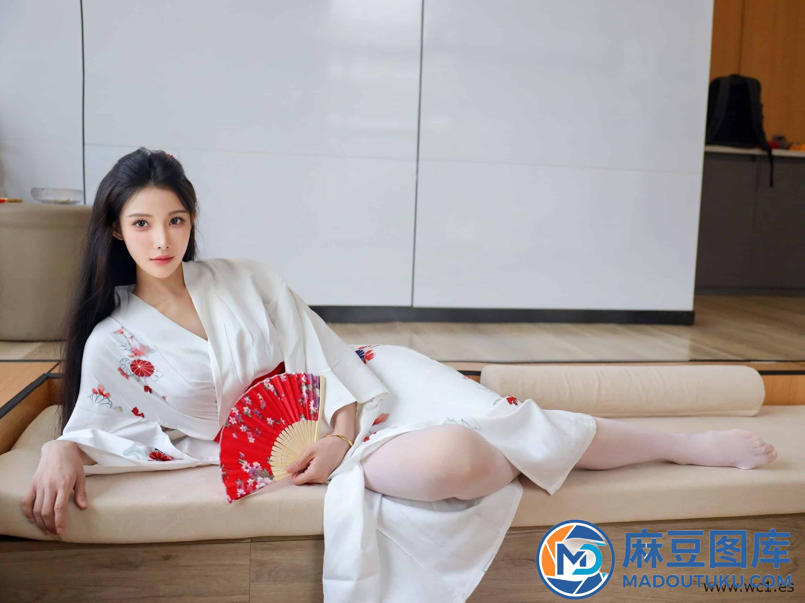 【私购流出】梨霜儿《私购流出》（10767）