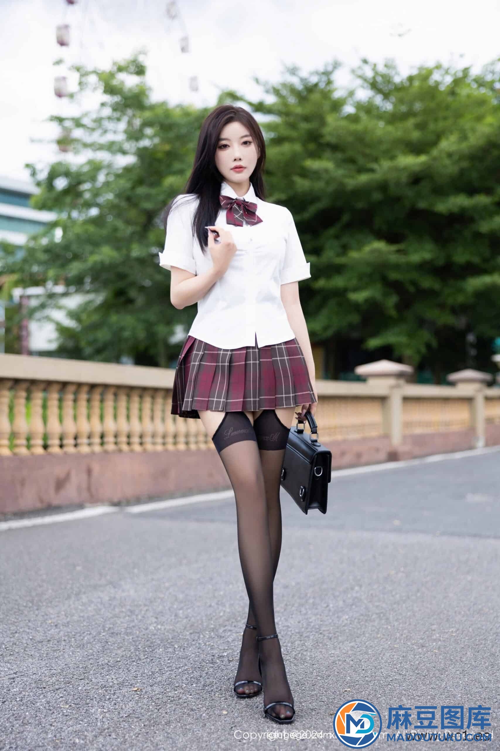 【秀人网】杨晨晨Yome（09064）