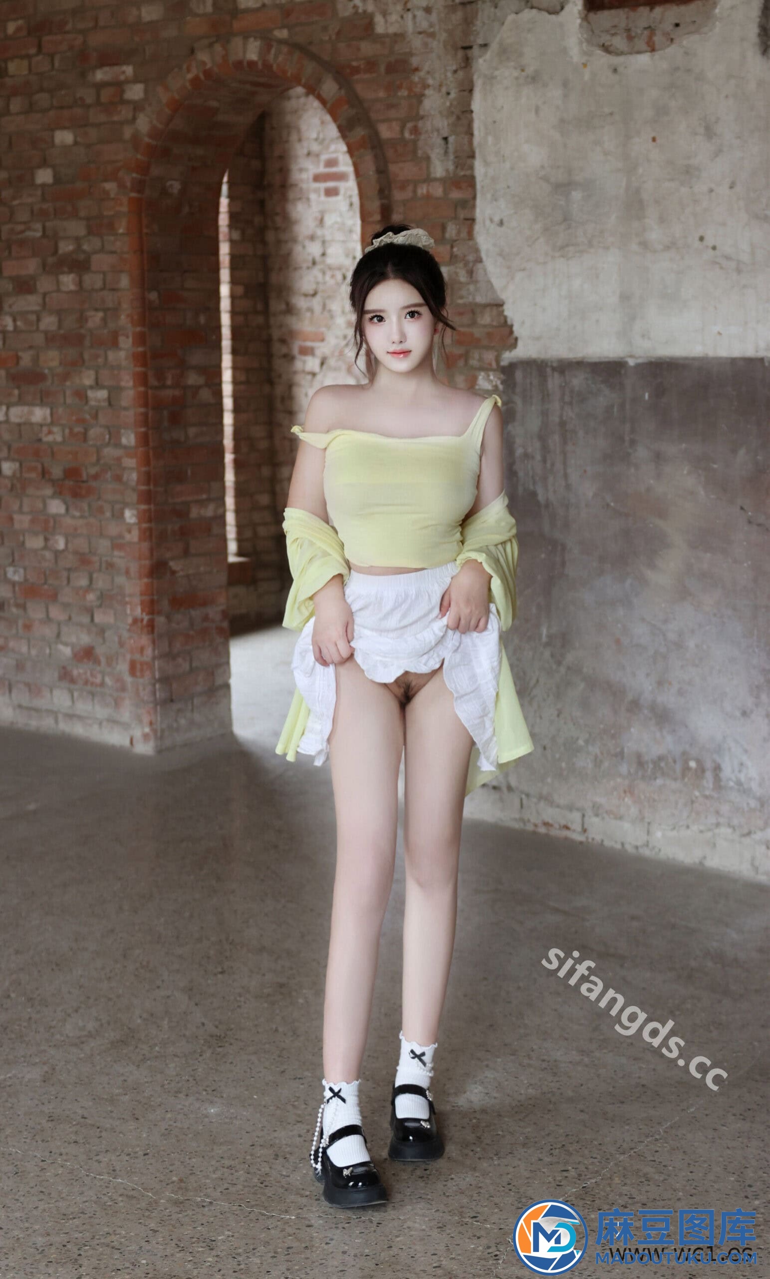 【私购流出】小薯条nienie《私购流出》（9024）