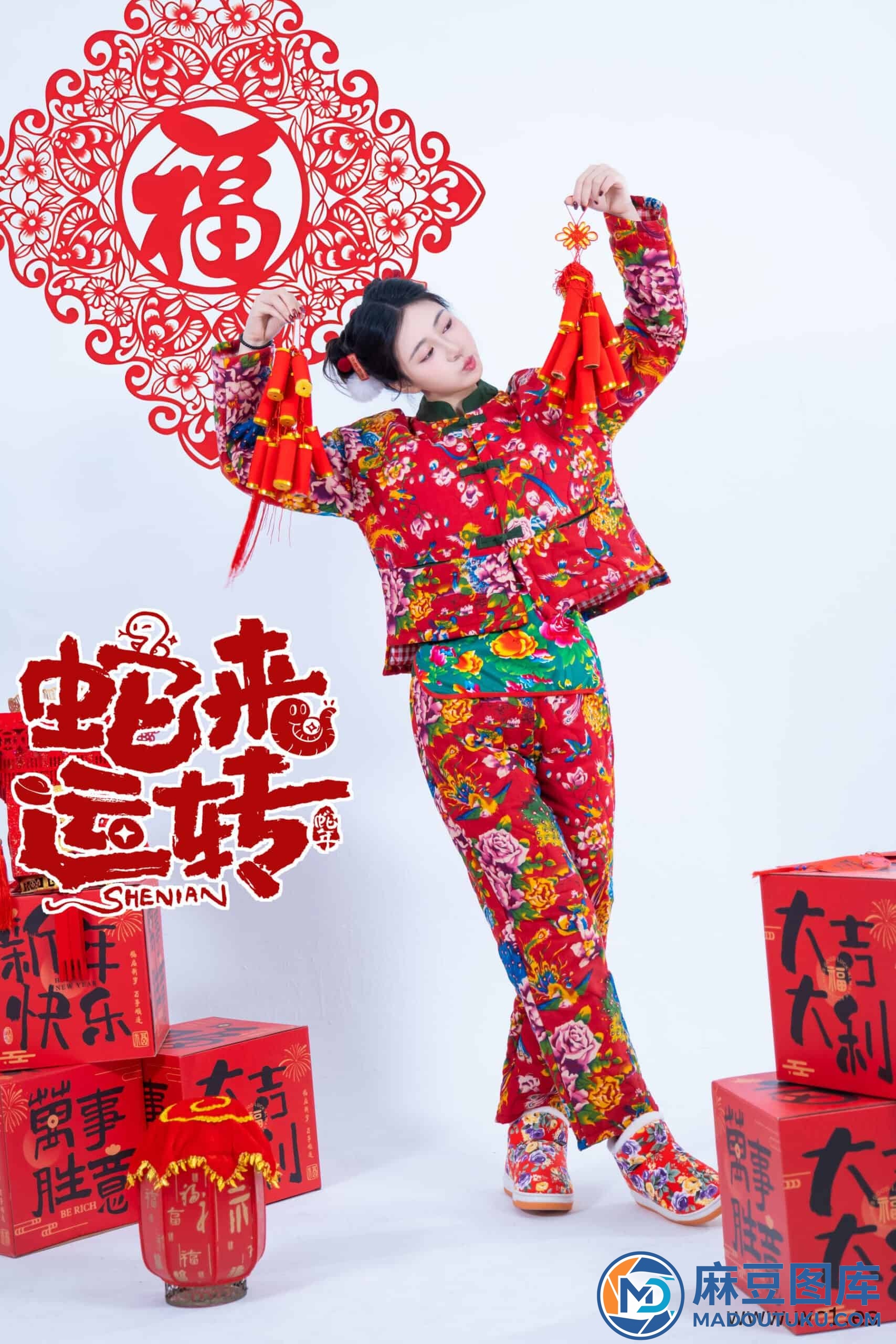 【国模套图】年年《蛇来运转》 - 第 8 张