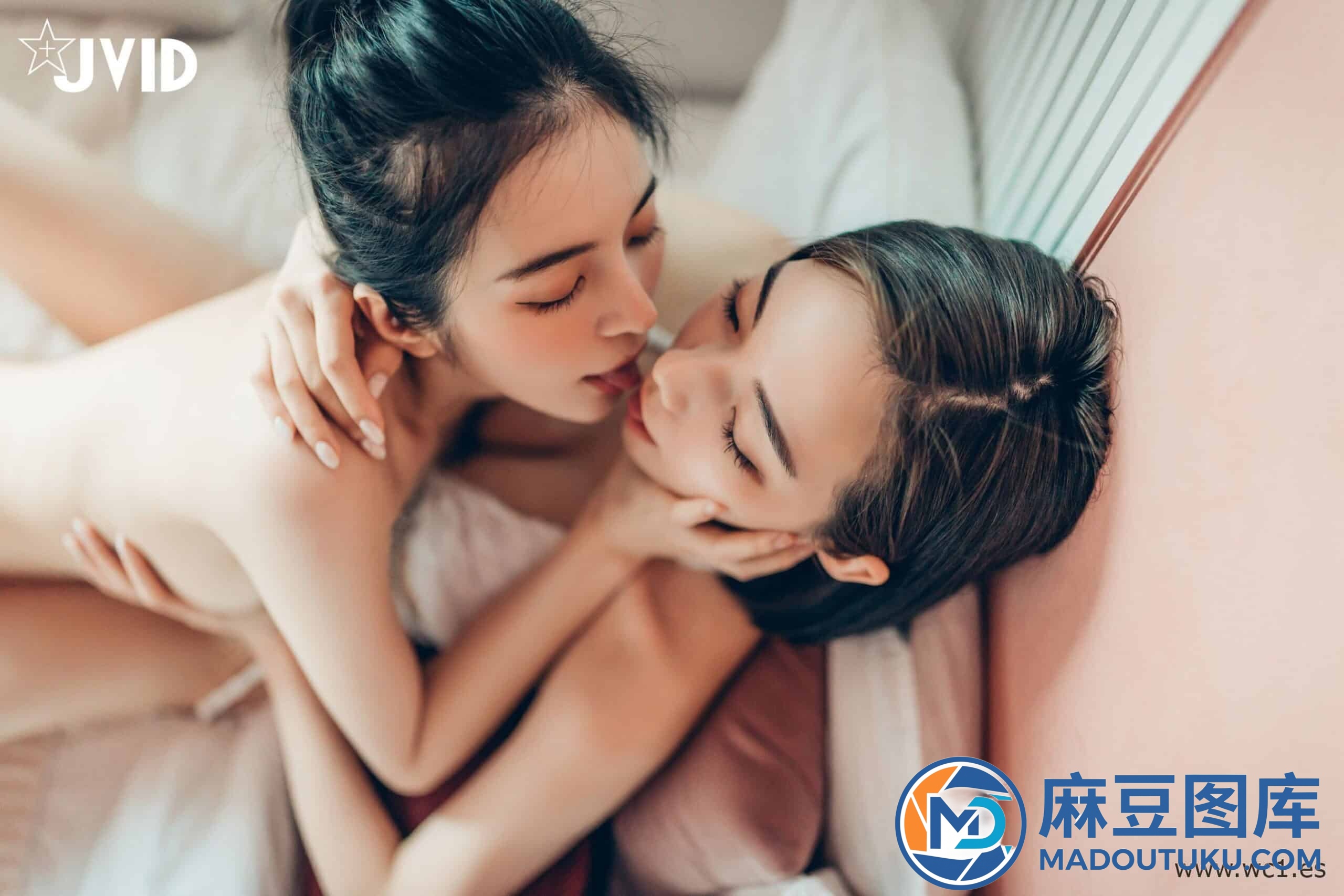 【JVID】啾啾x辰辰《两只猫咪的亲密接触》 - 第 1 张