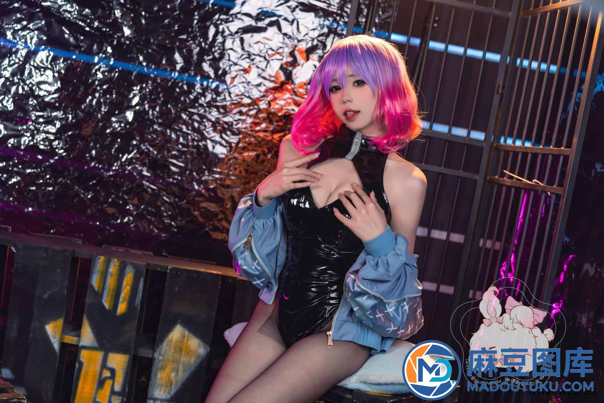 【国模套图】咬人小小兔《Mask Girl Luna》 - 第 1 张