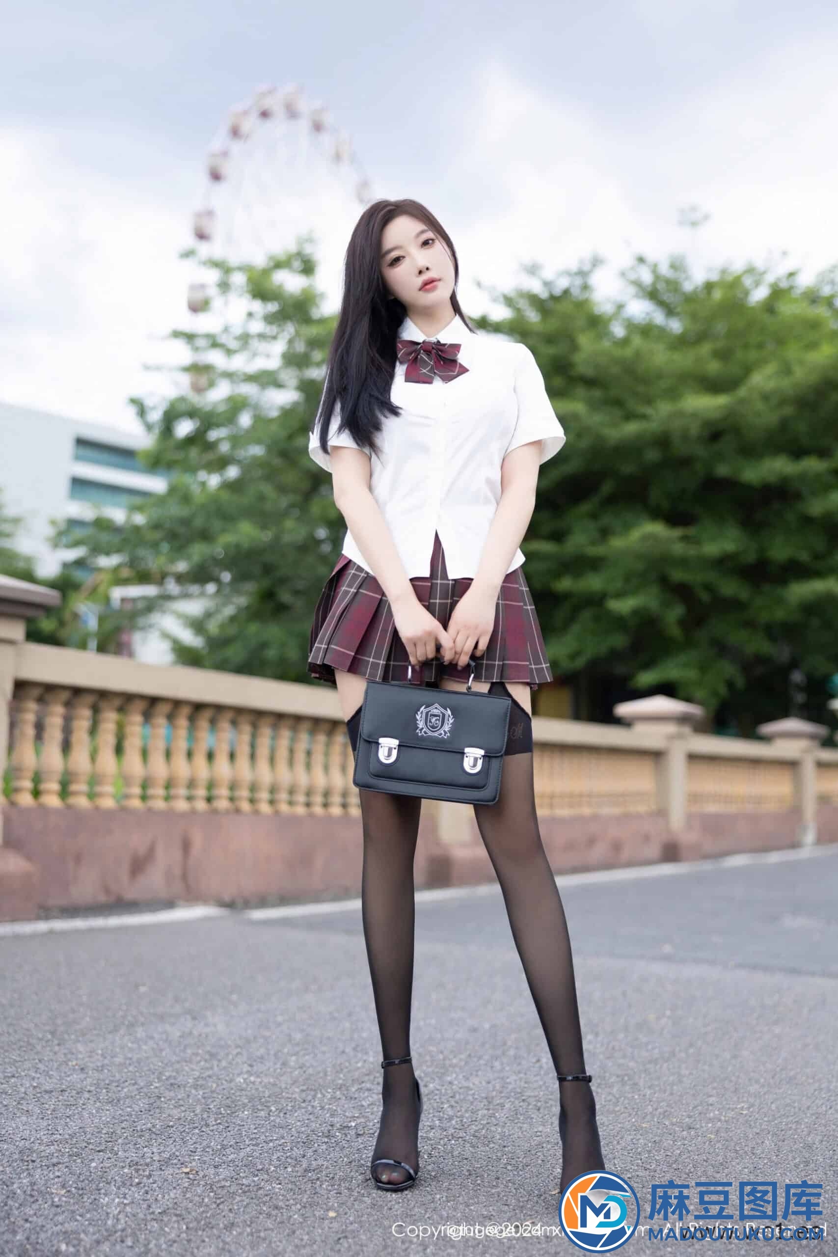 【秀人网】杨晨晨Yome（09064）