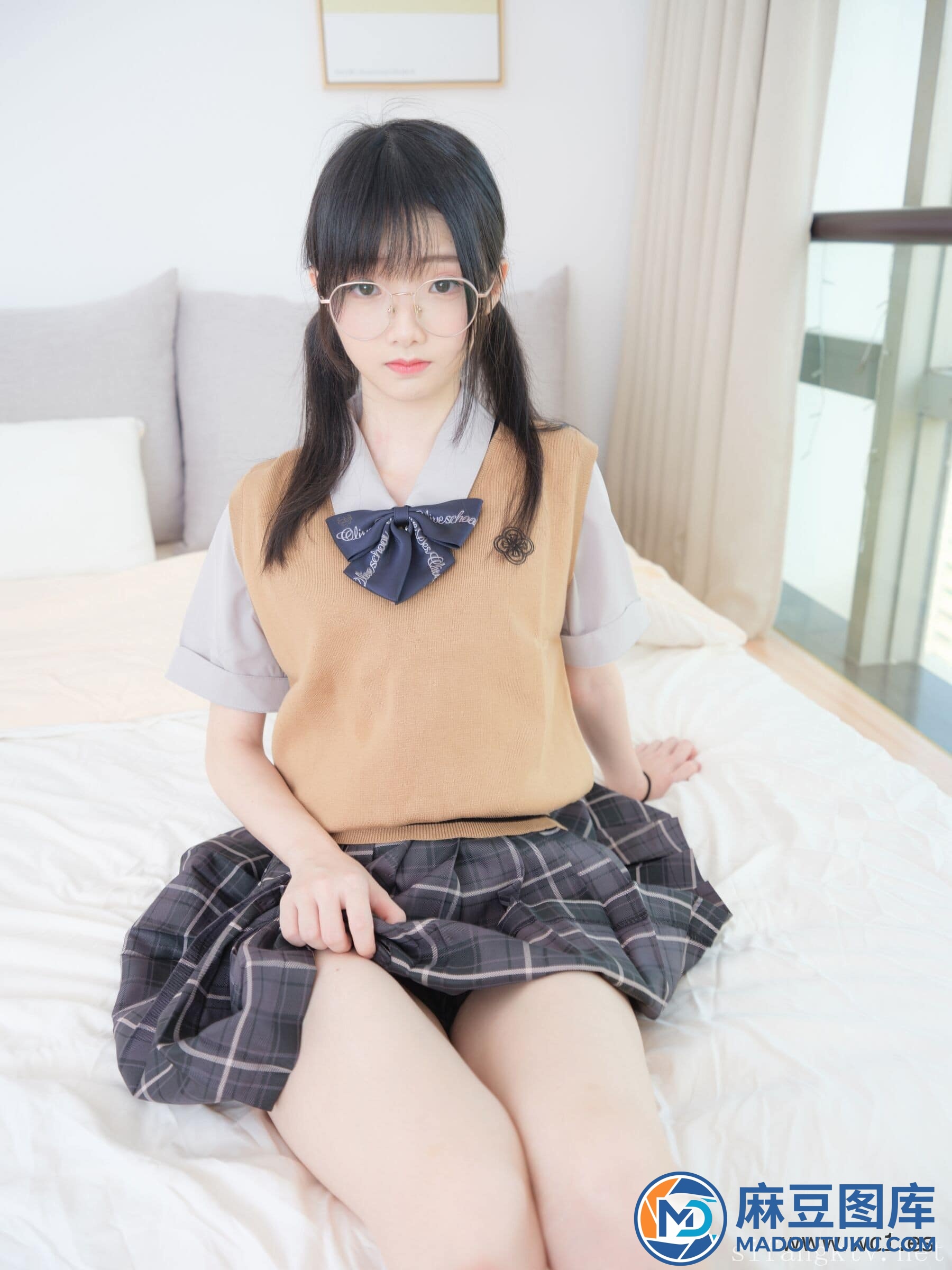 【紧急企划】奶糖《JK》 - 第 2 张