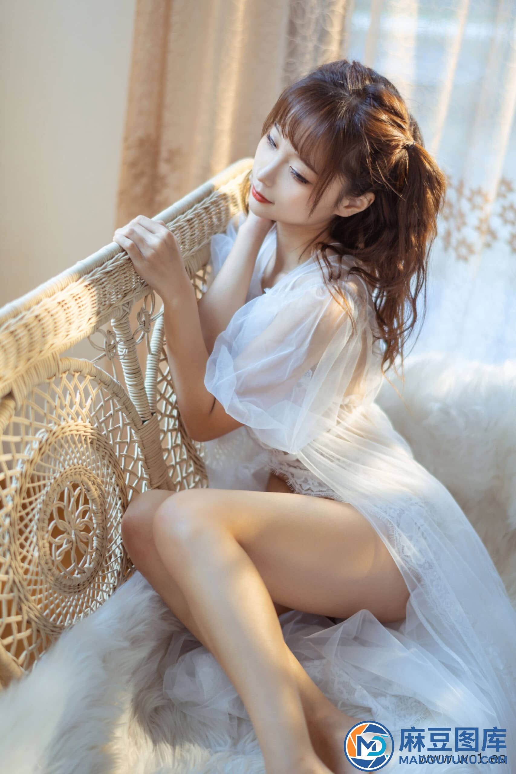 蠢沫沫《轻纱》