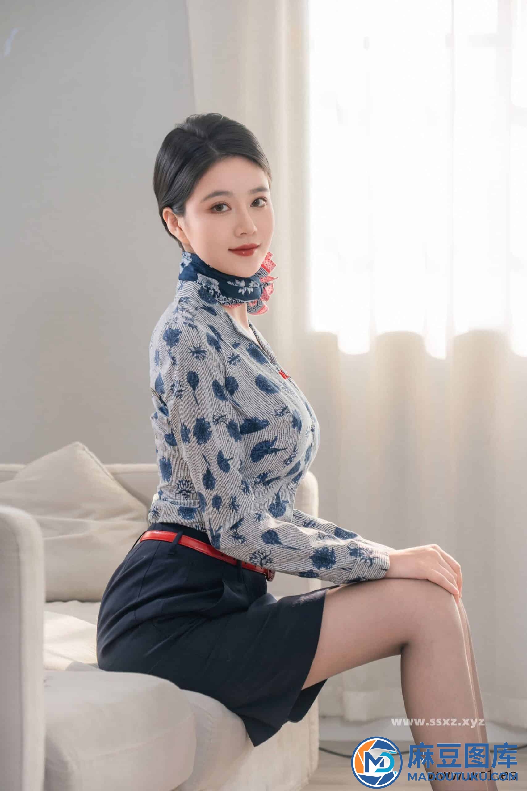 【国模套图】年年《空姐2》 - 第 8 张
