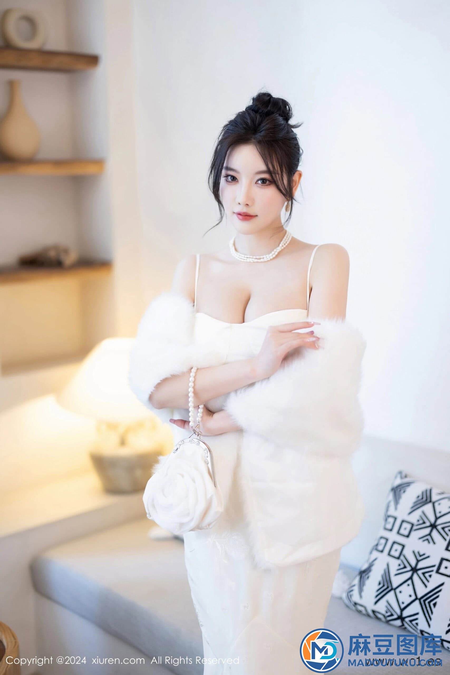【秀人网】杨晨晨Yome（08538）