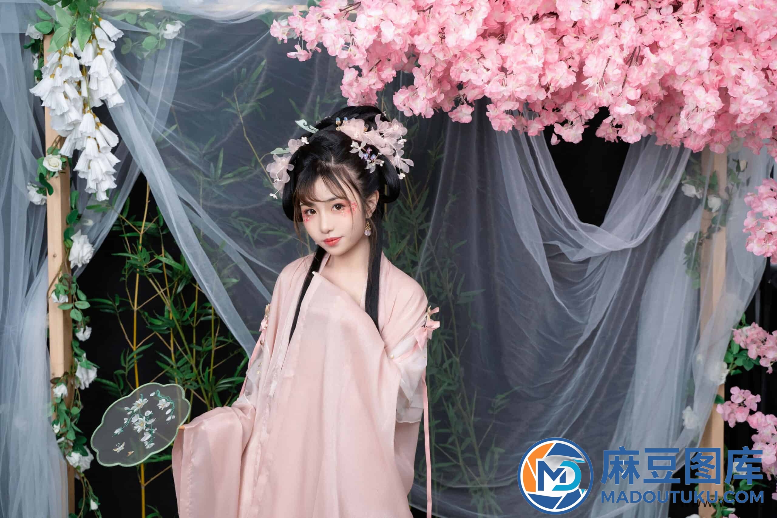 喵小吉《清平乐》 - 第 1 张