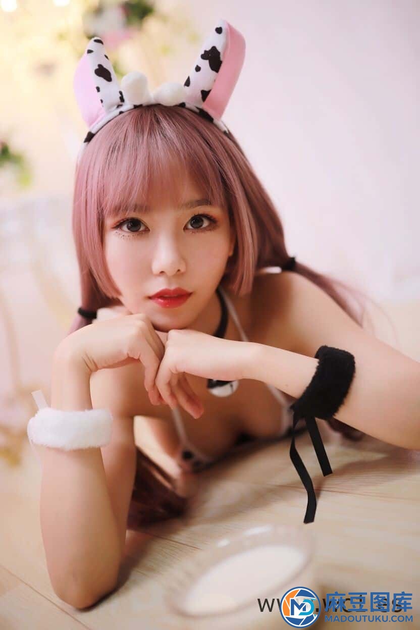 抖娘·利世《奶牛》 - 第 5 张